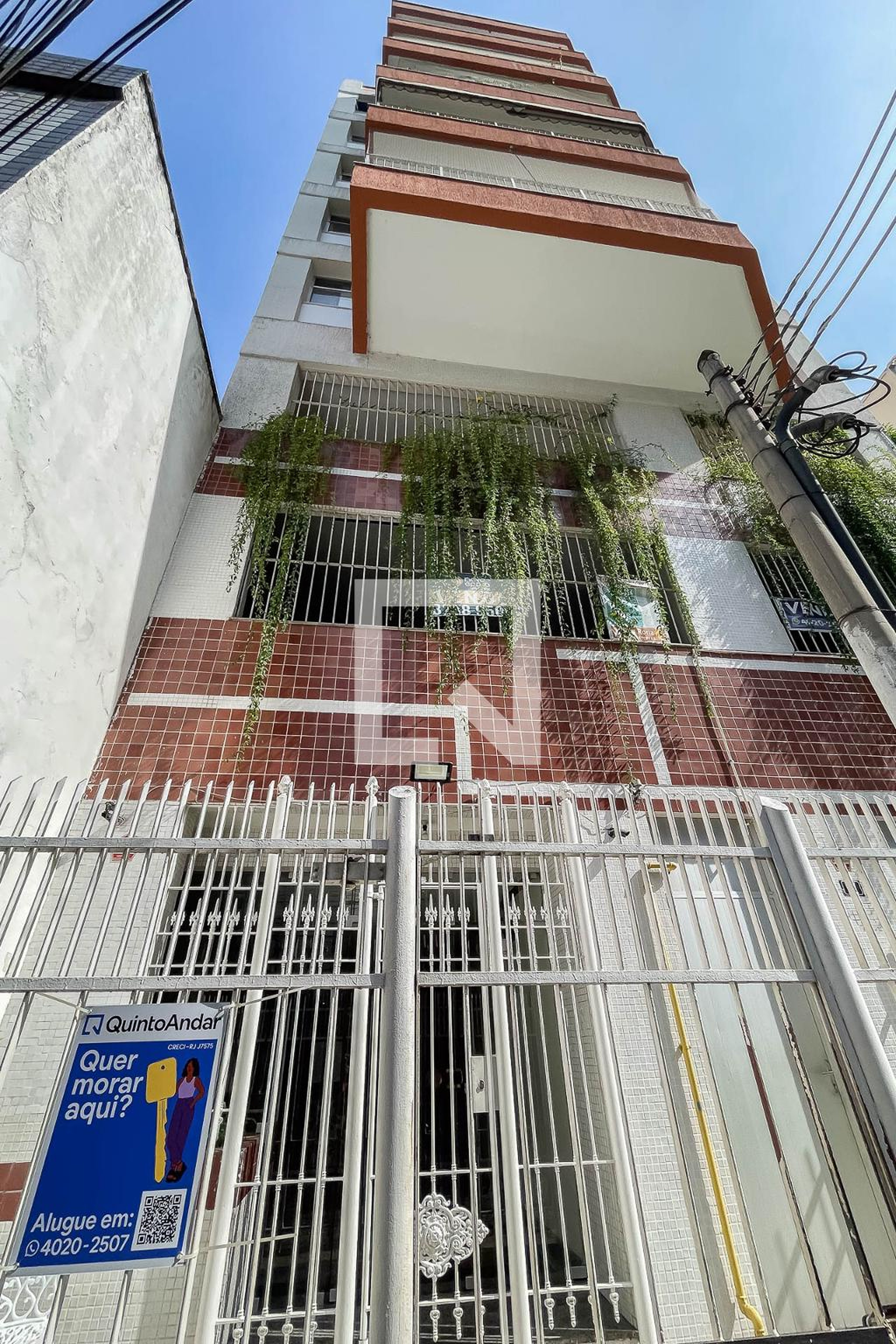 Fachada Edifício Josék Hermolim