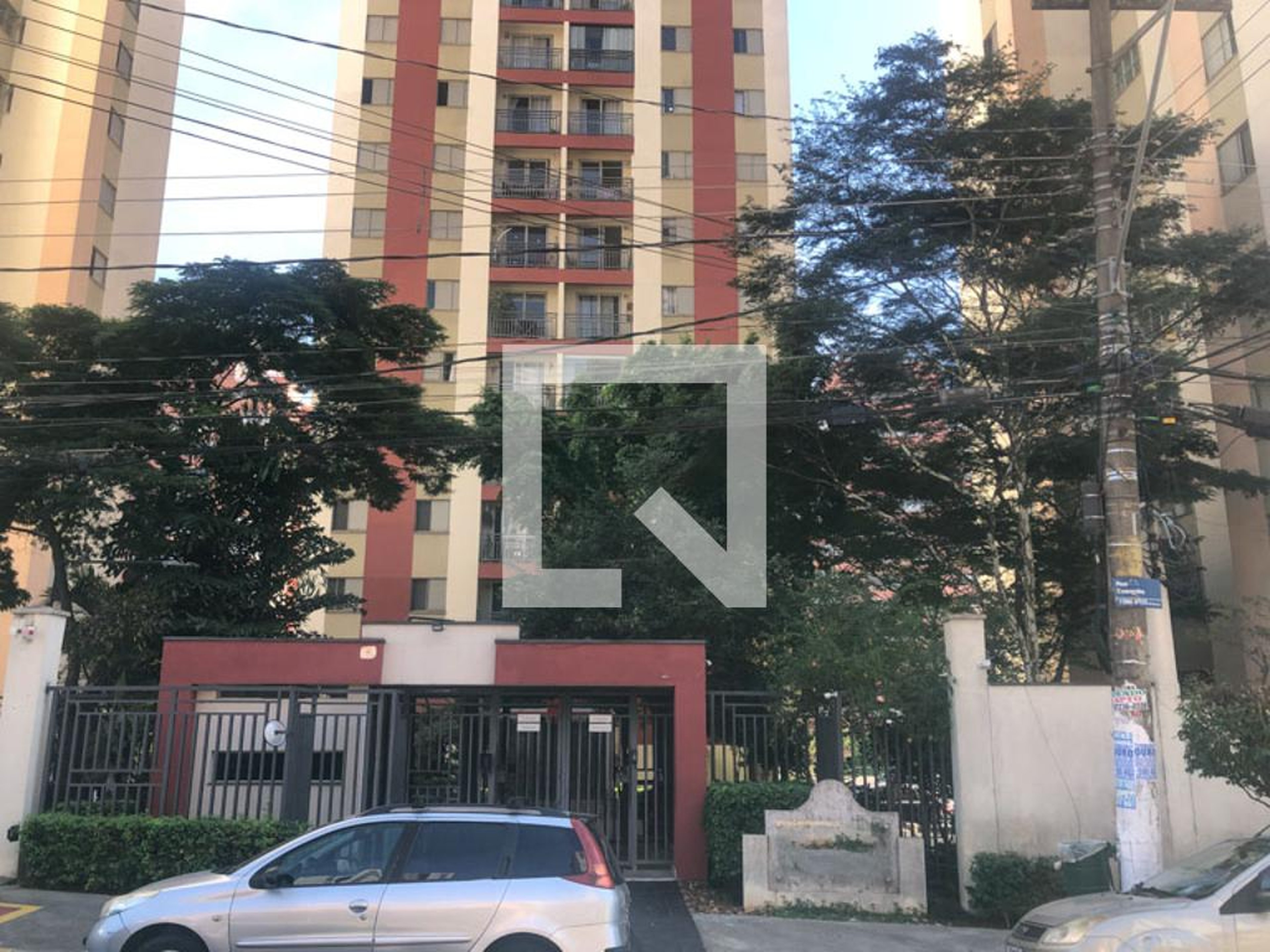 Fachada Condomínio em Rua Evangelina, 1344