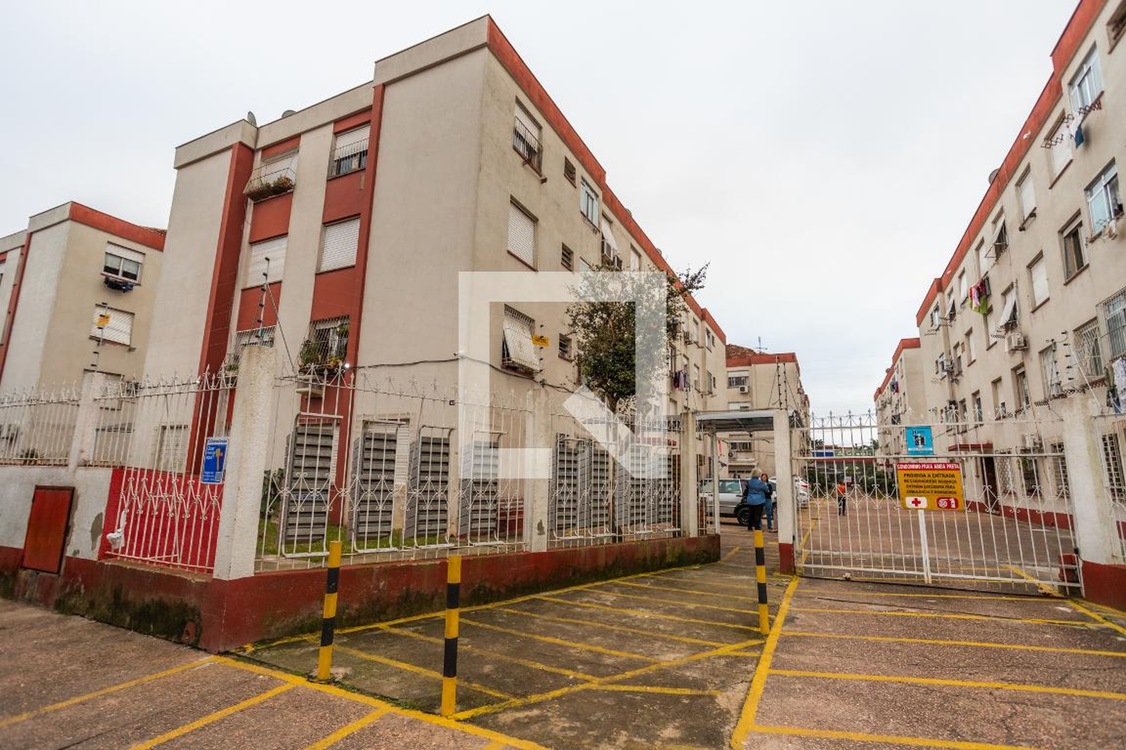 Fachada Condomínio em Rua Golda Meir, 115