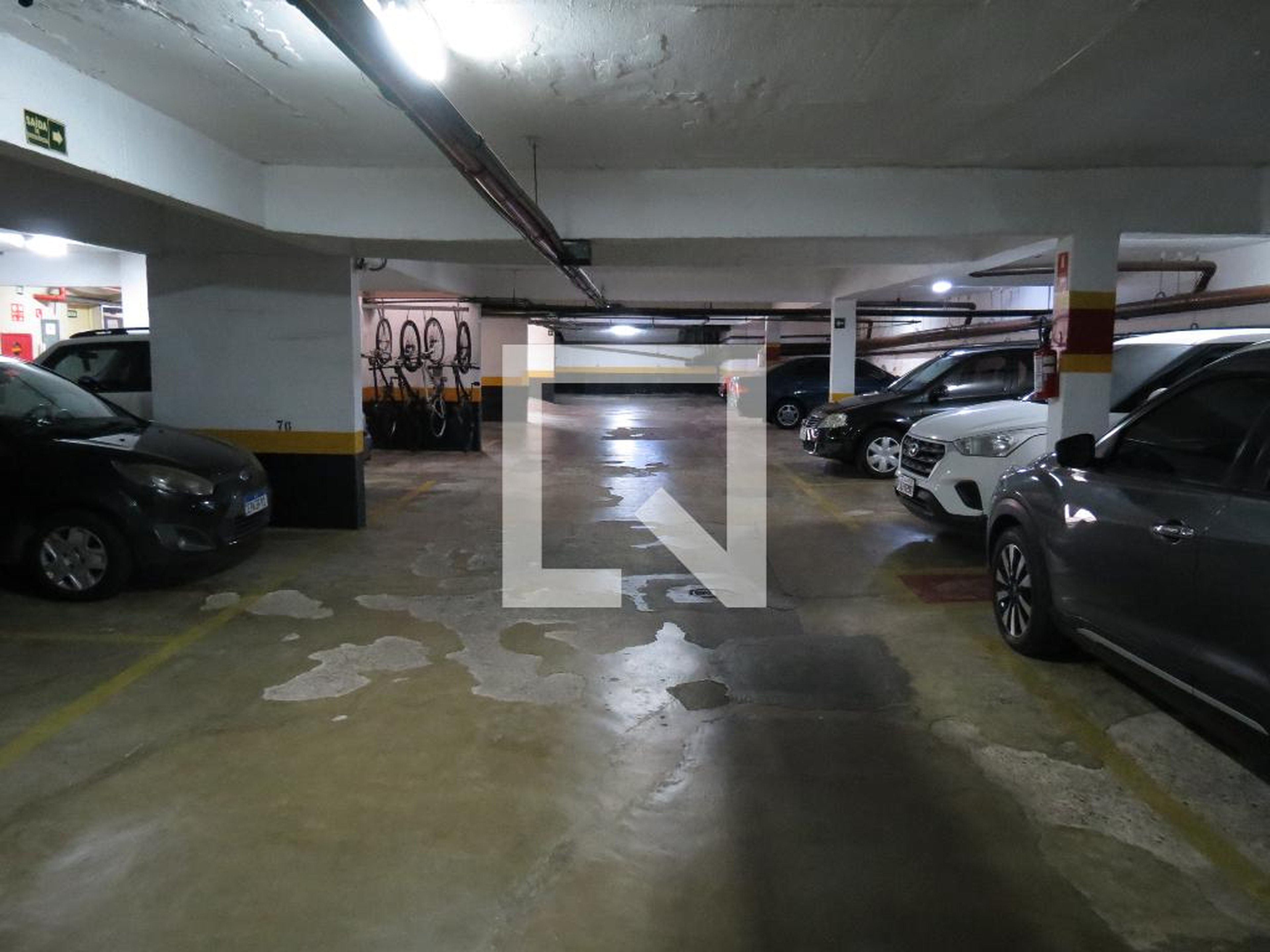 Estacionamento - Edifício Pollux