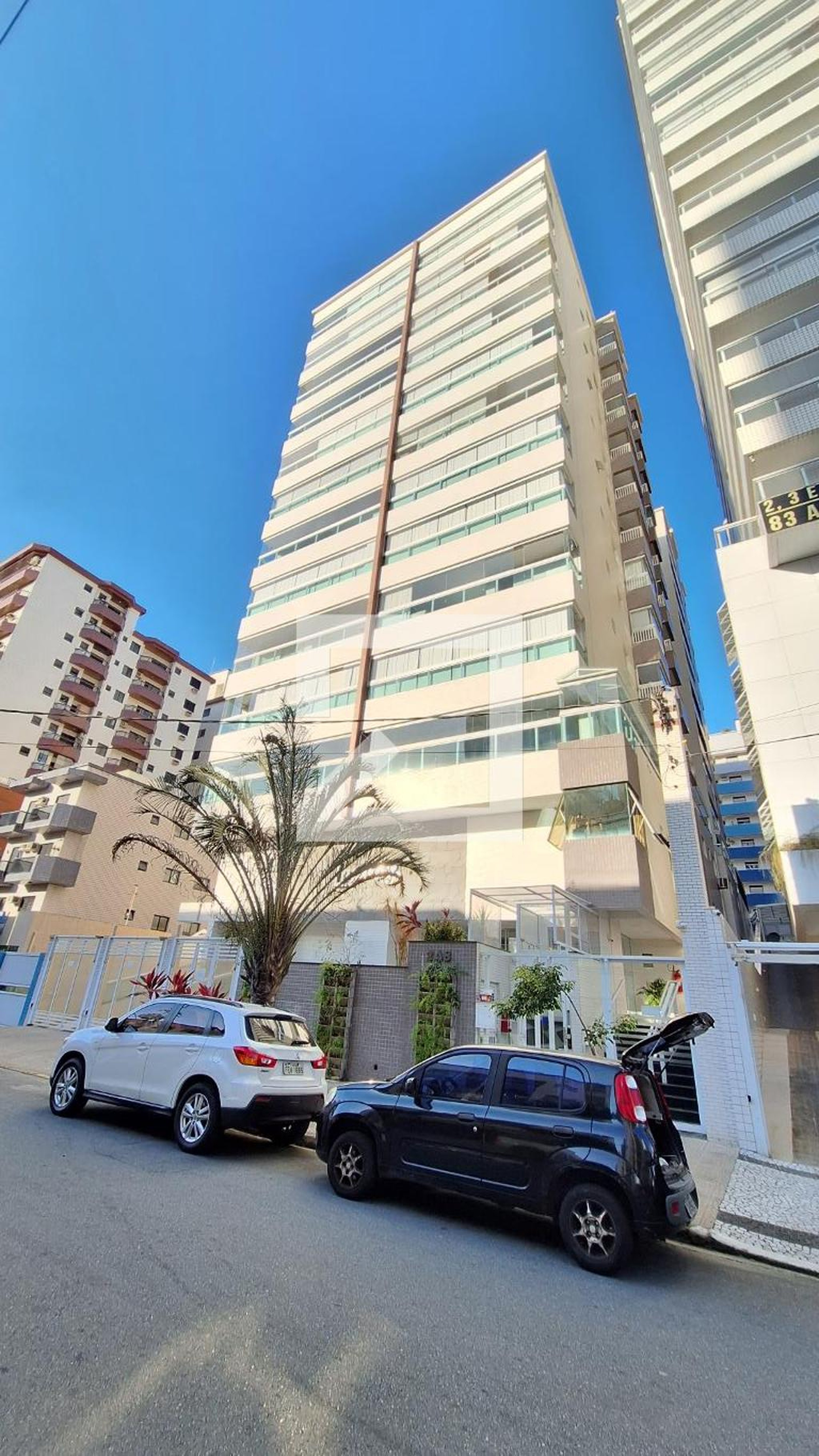 Fachada do Prédio Condomínio Laguna