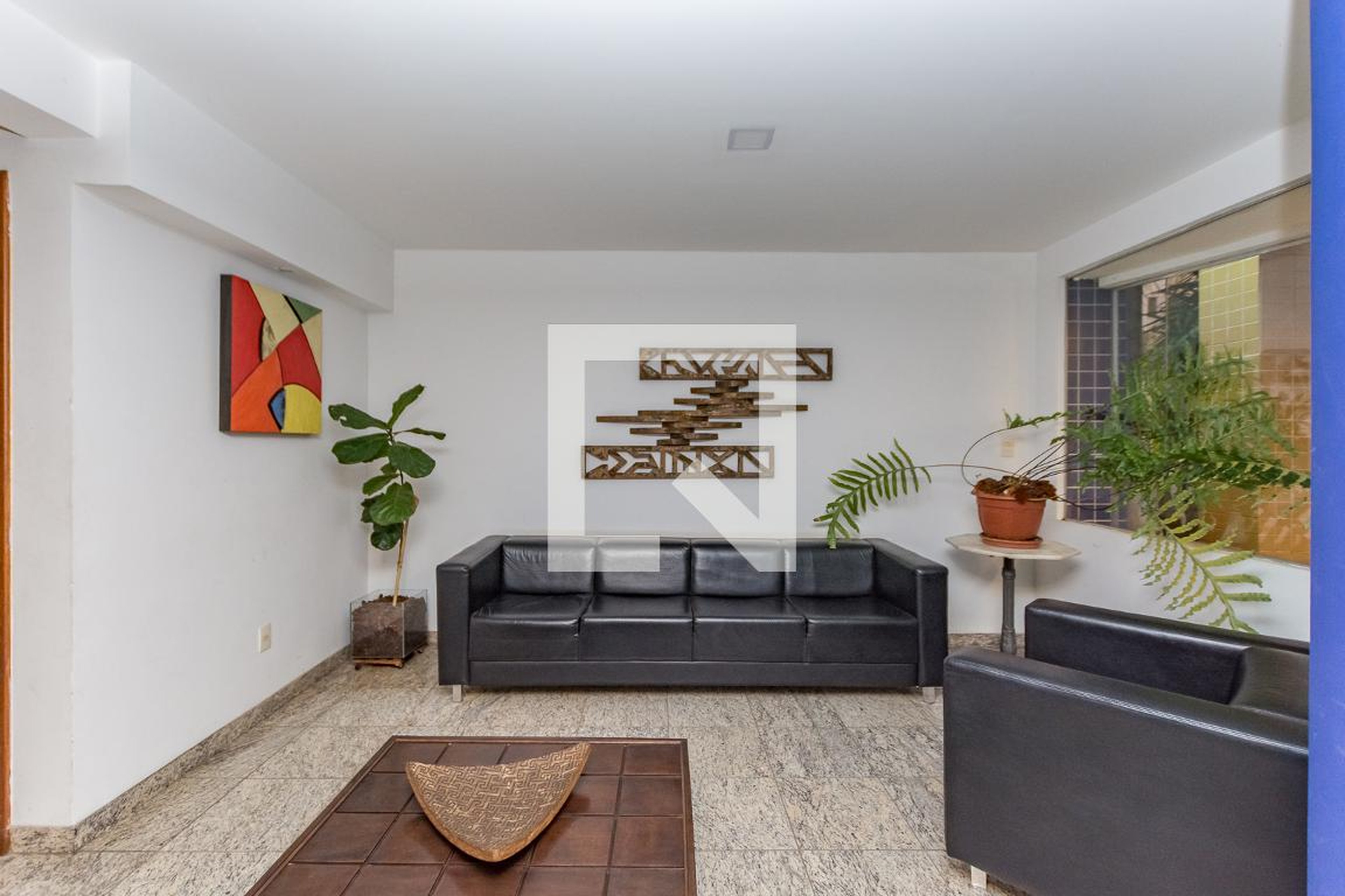 Hall de entrada - Ed La Reine