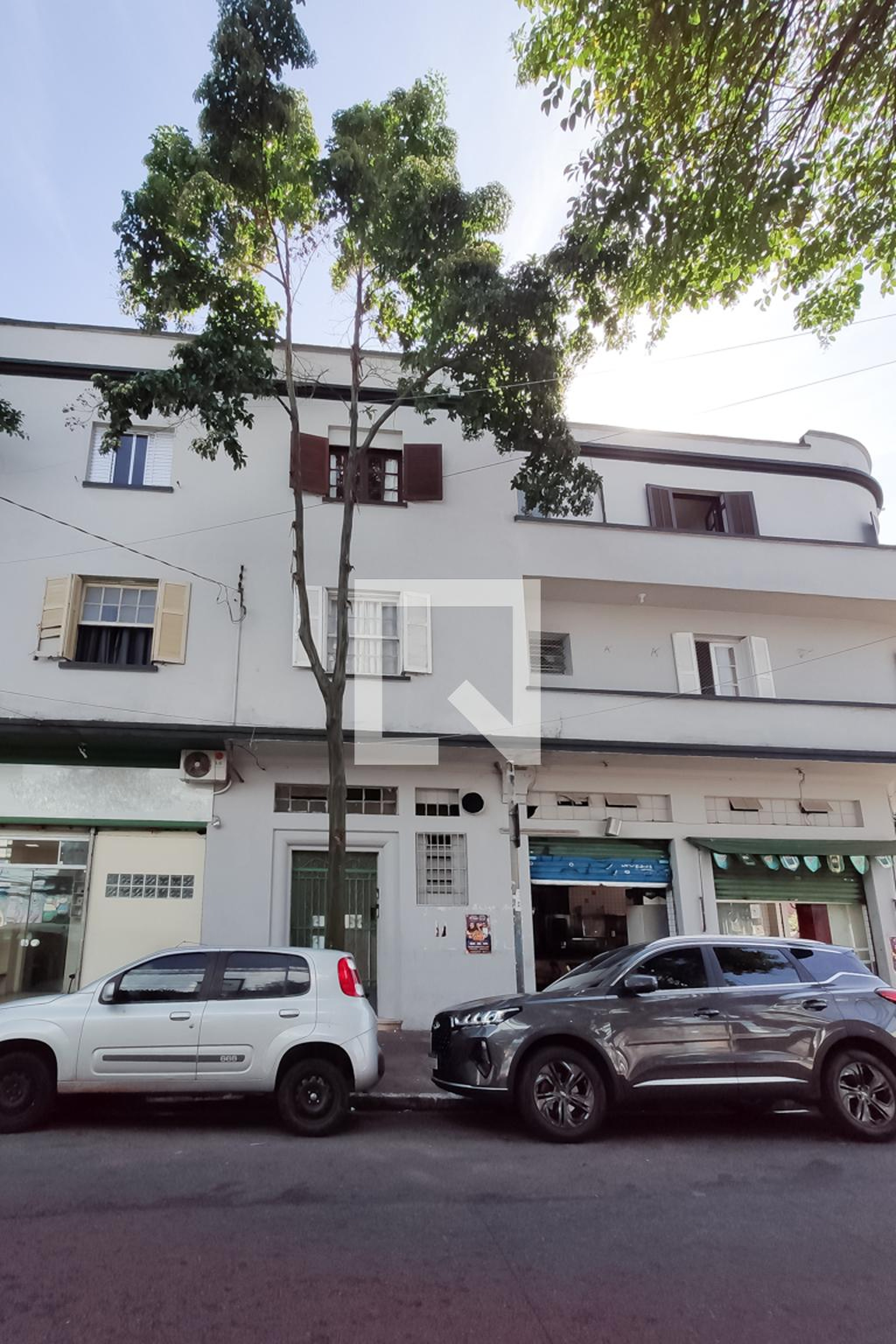 Fachada Condomínio em Rua Conselheiro Carrão, 354