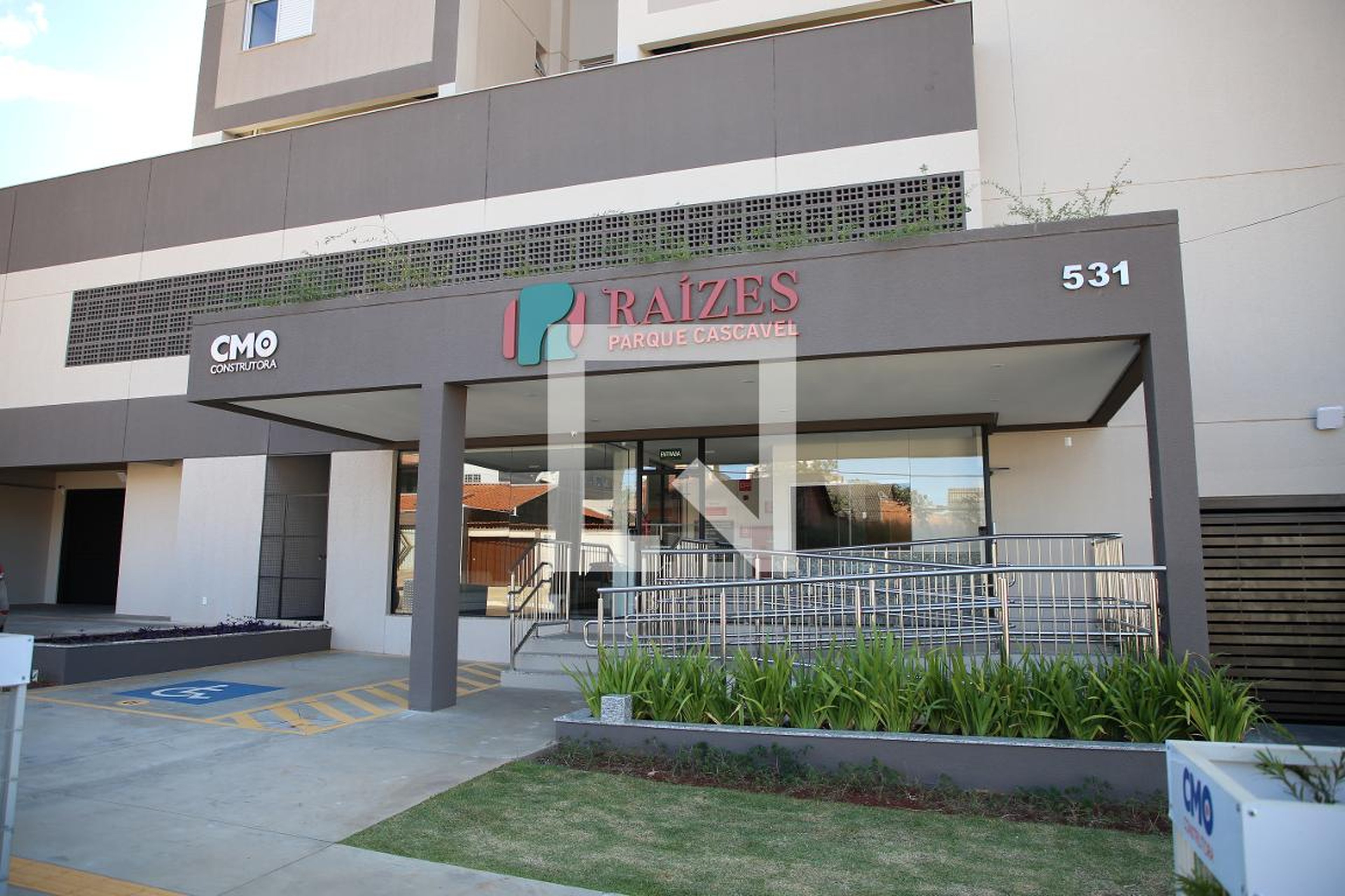 Fachada Condomínio em Avenida Independência, 769