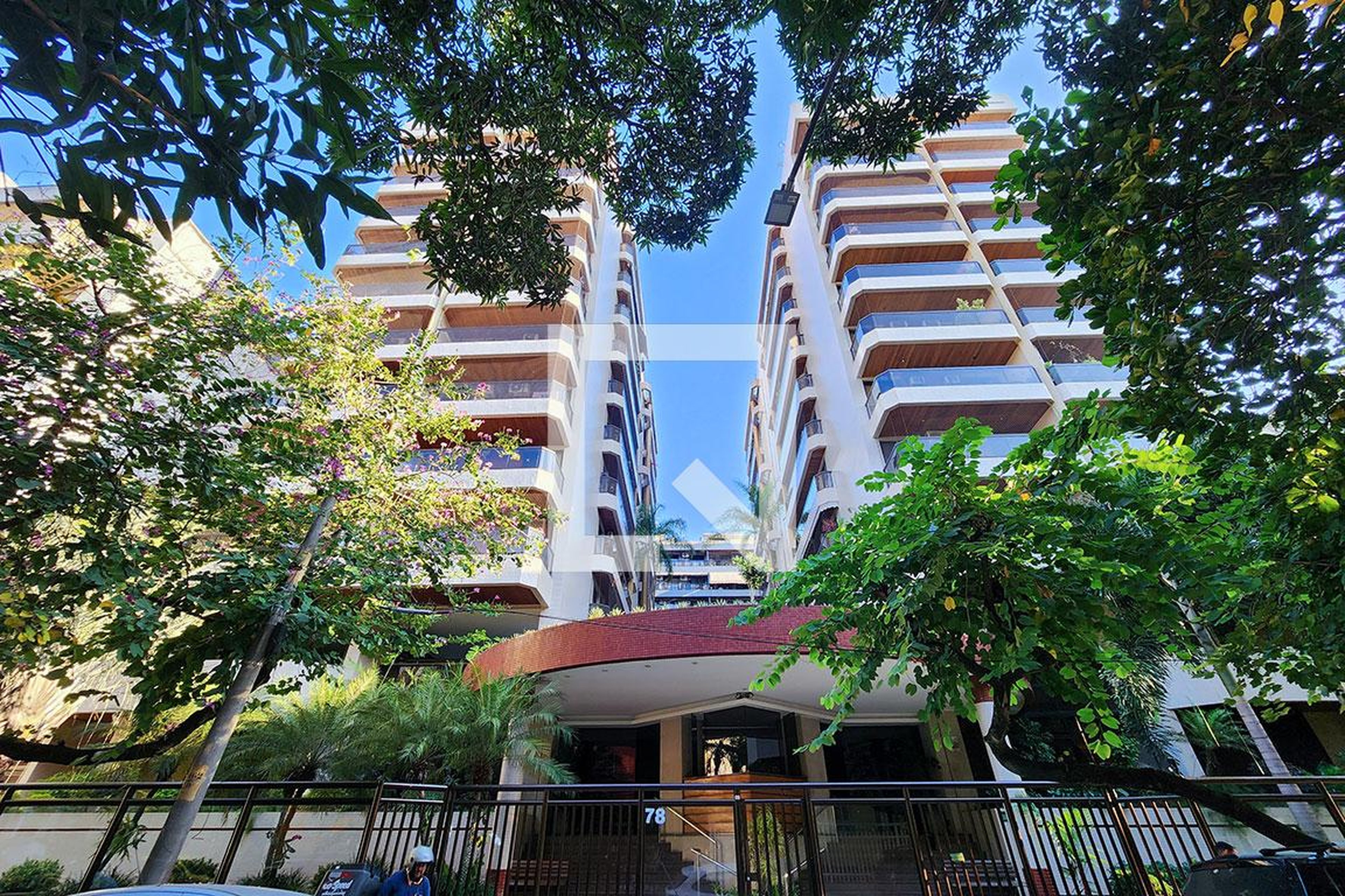 Fachada Edifício Palm House