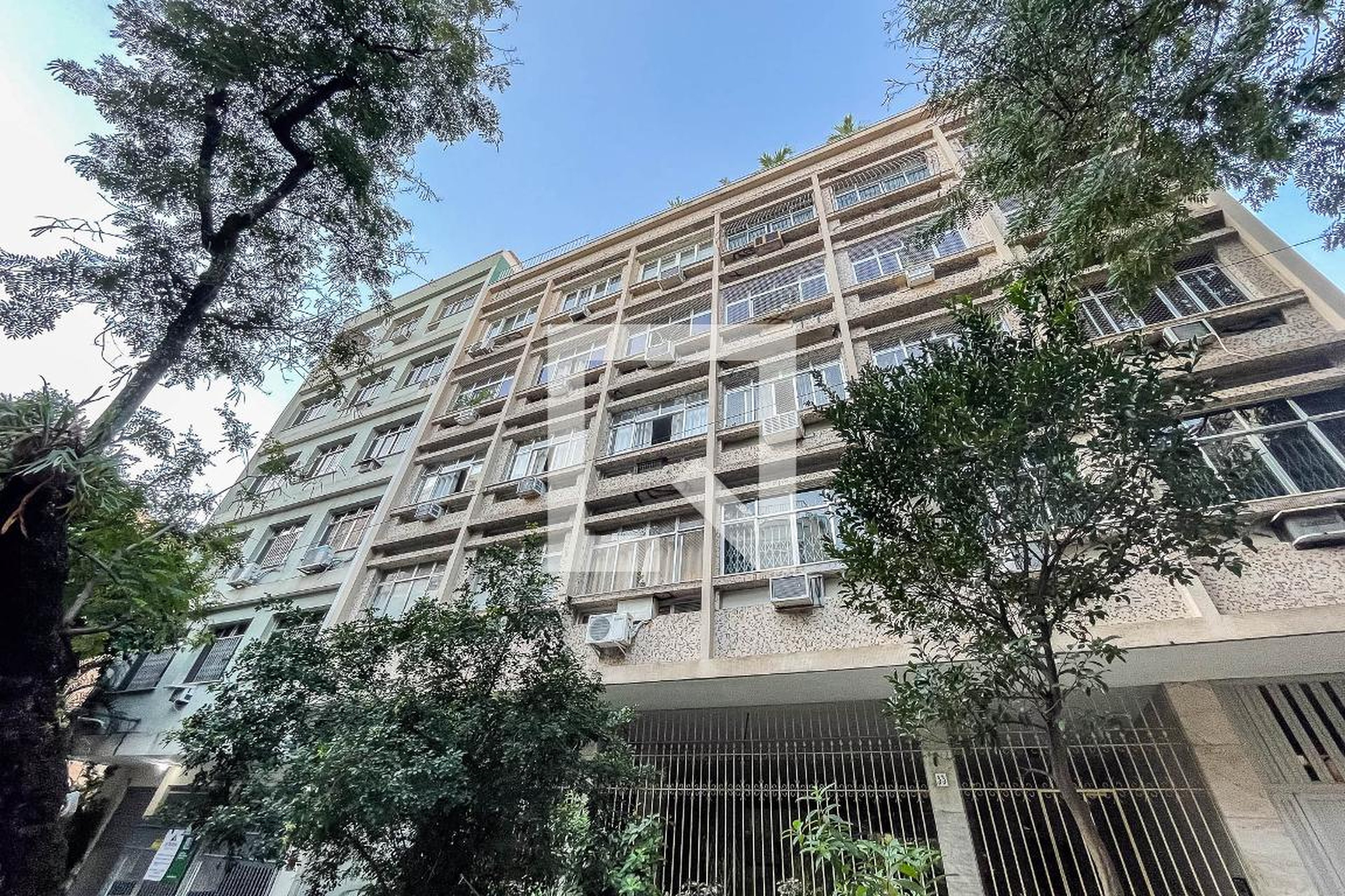 Fachada Condomínio em Rua Valparaíso, 33