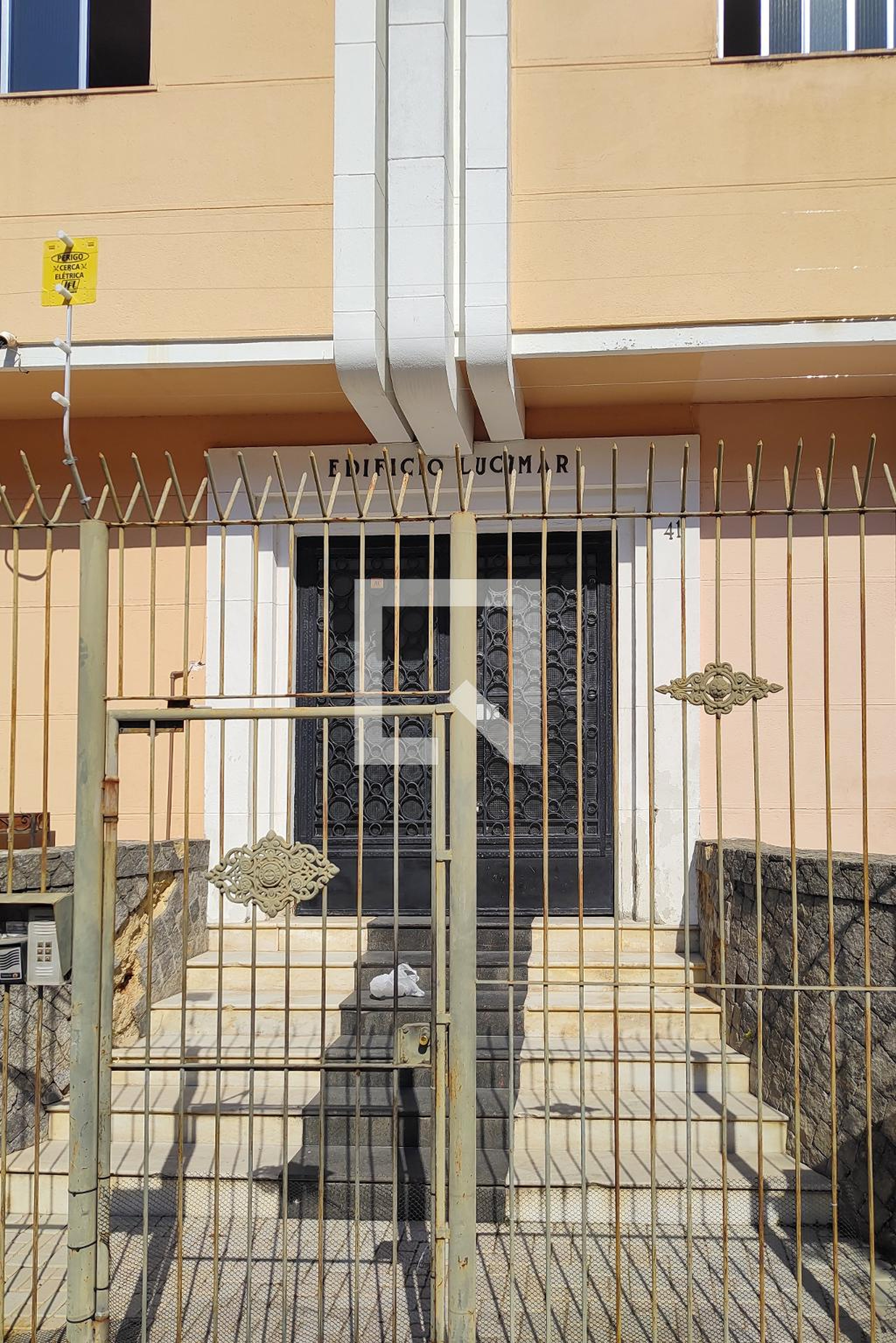 Fachada do Prédio Edifício Lucimar