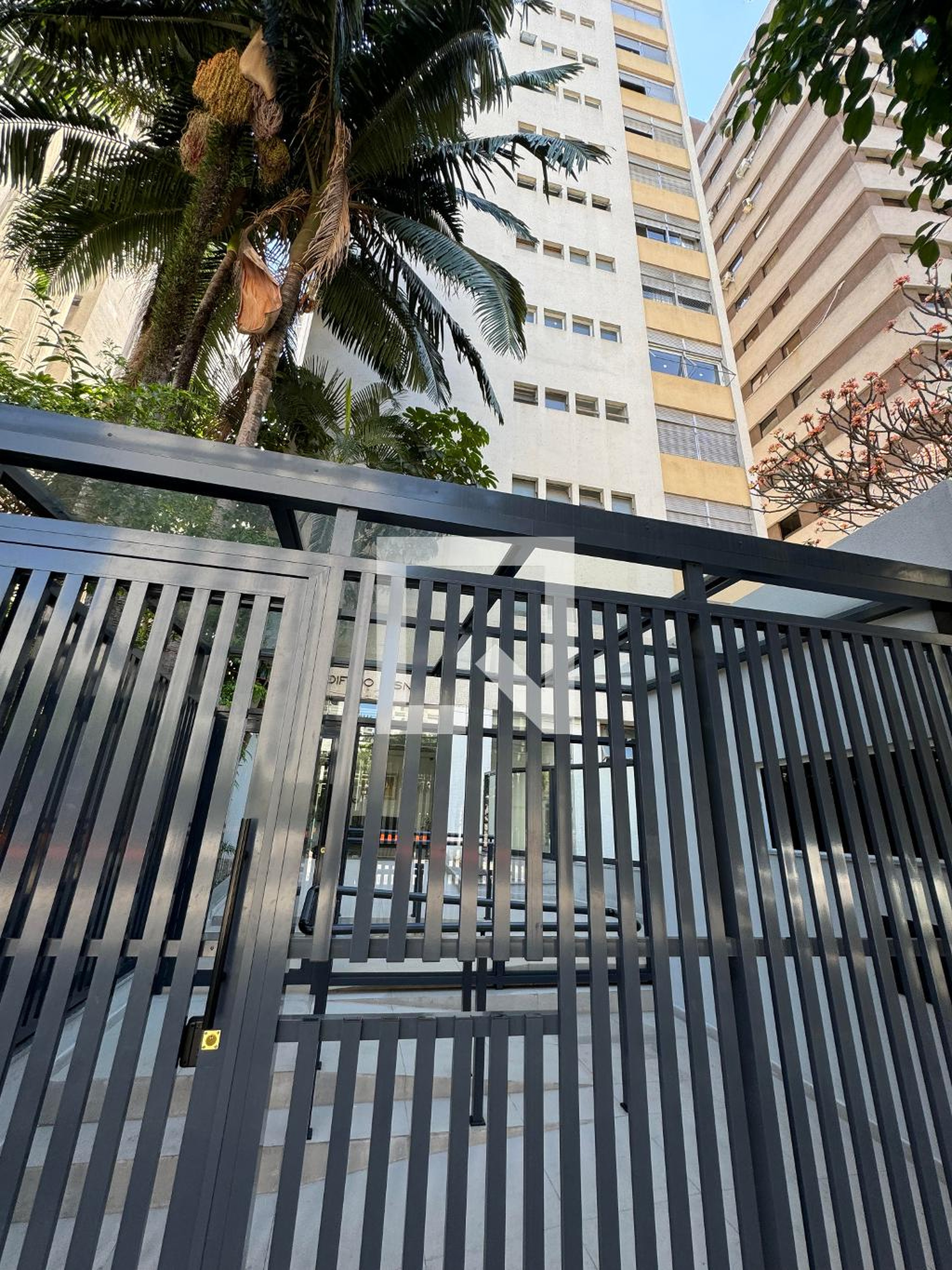 Fachada Condomínio Cisne