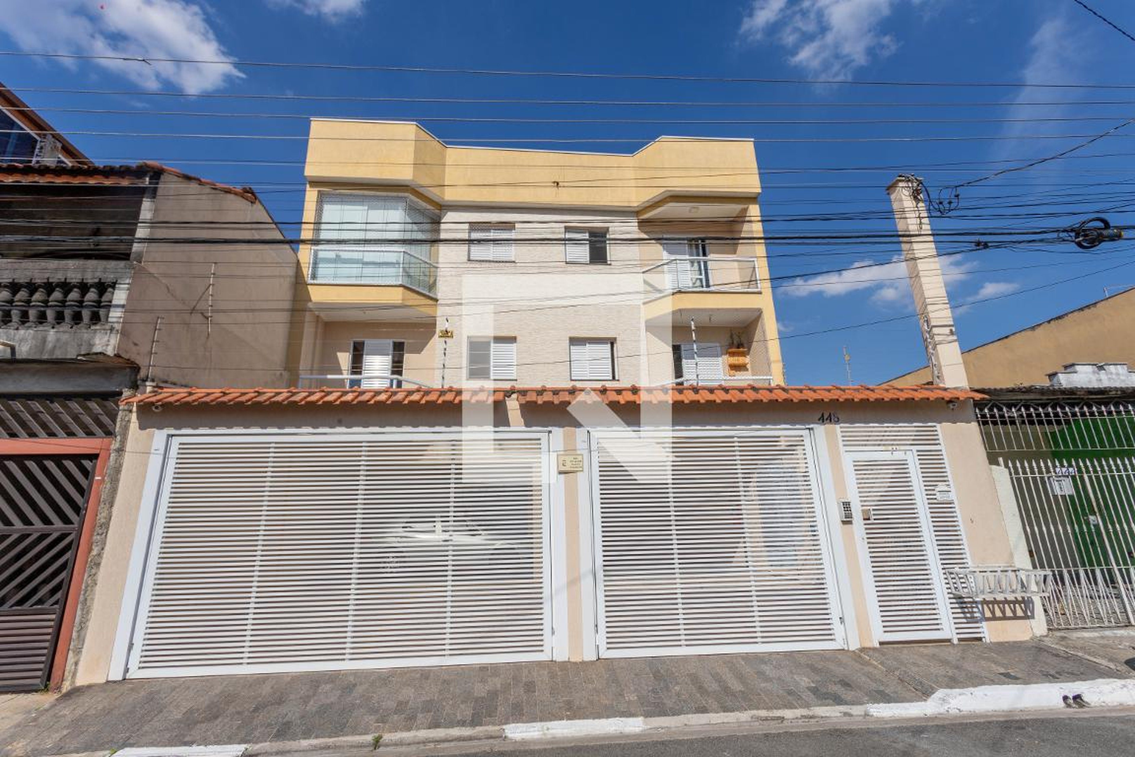 Fachada do Condomínio Edifício Shalom Taboao II