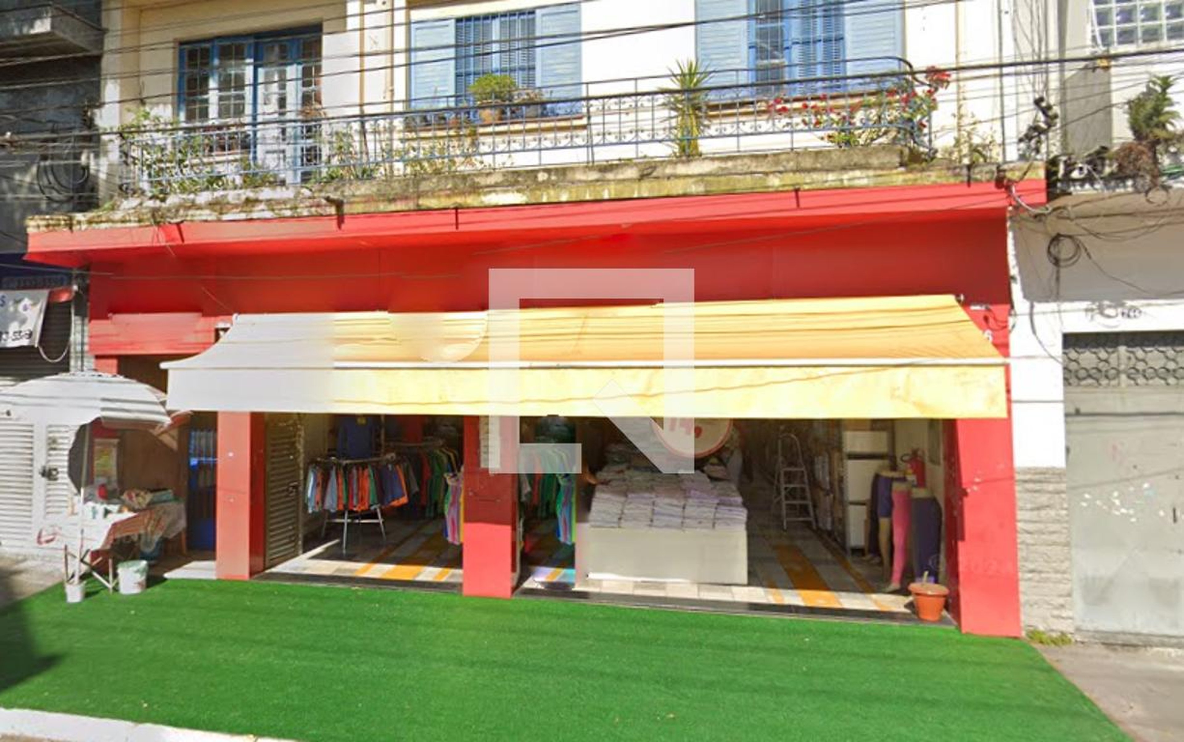 Fachada Condomínio em Rua Bresser, 754