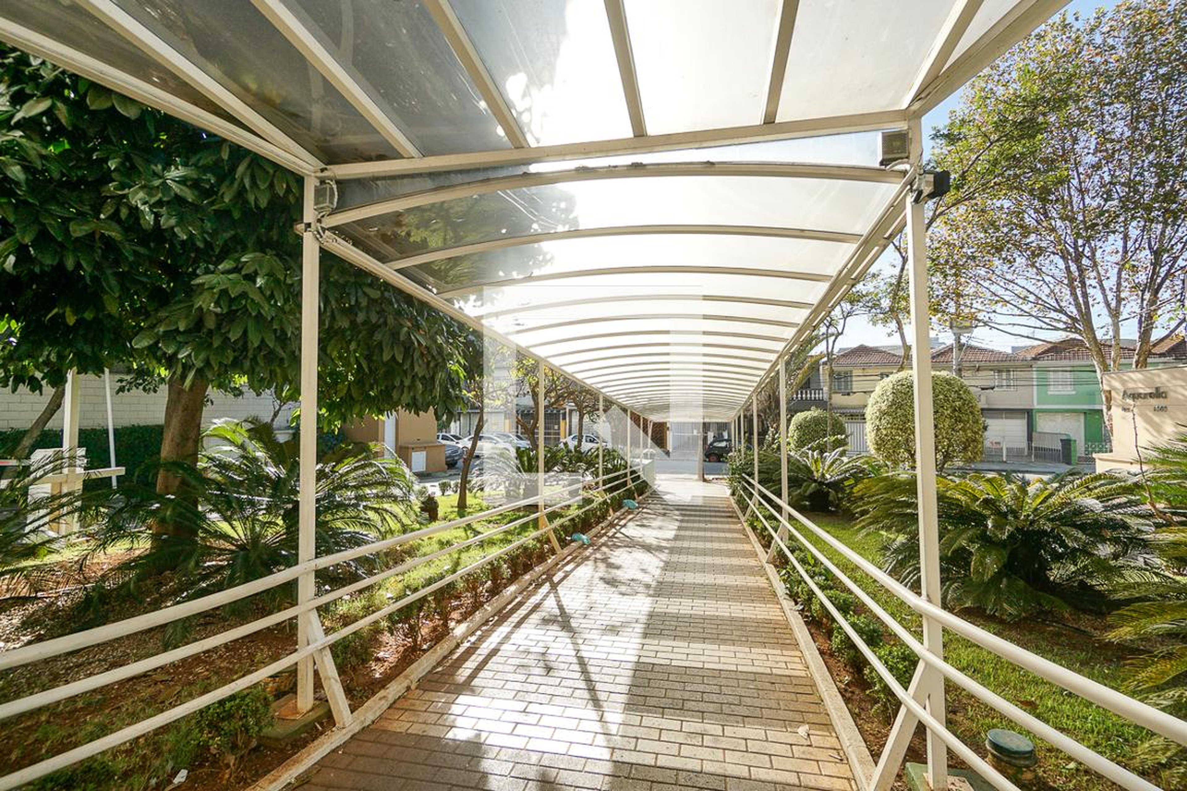 Entrada - Aquarella Pari