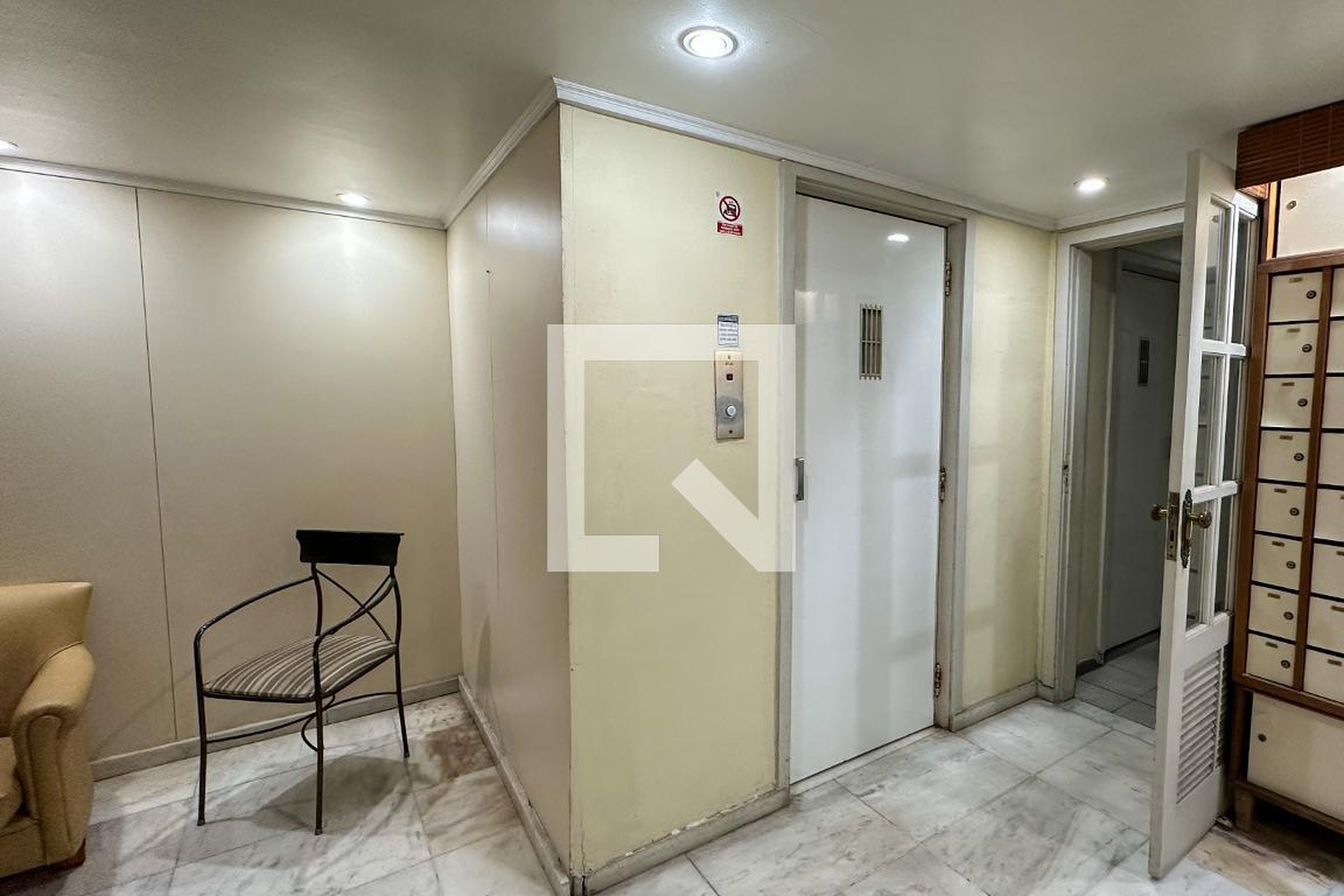 Entrada - Proença Nunes