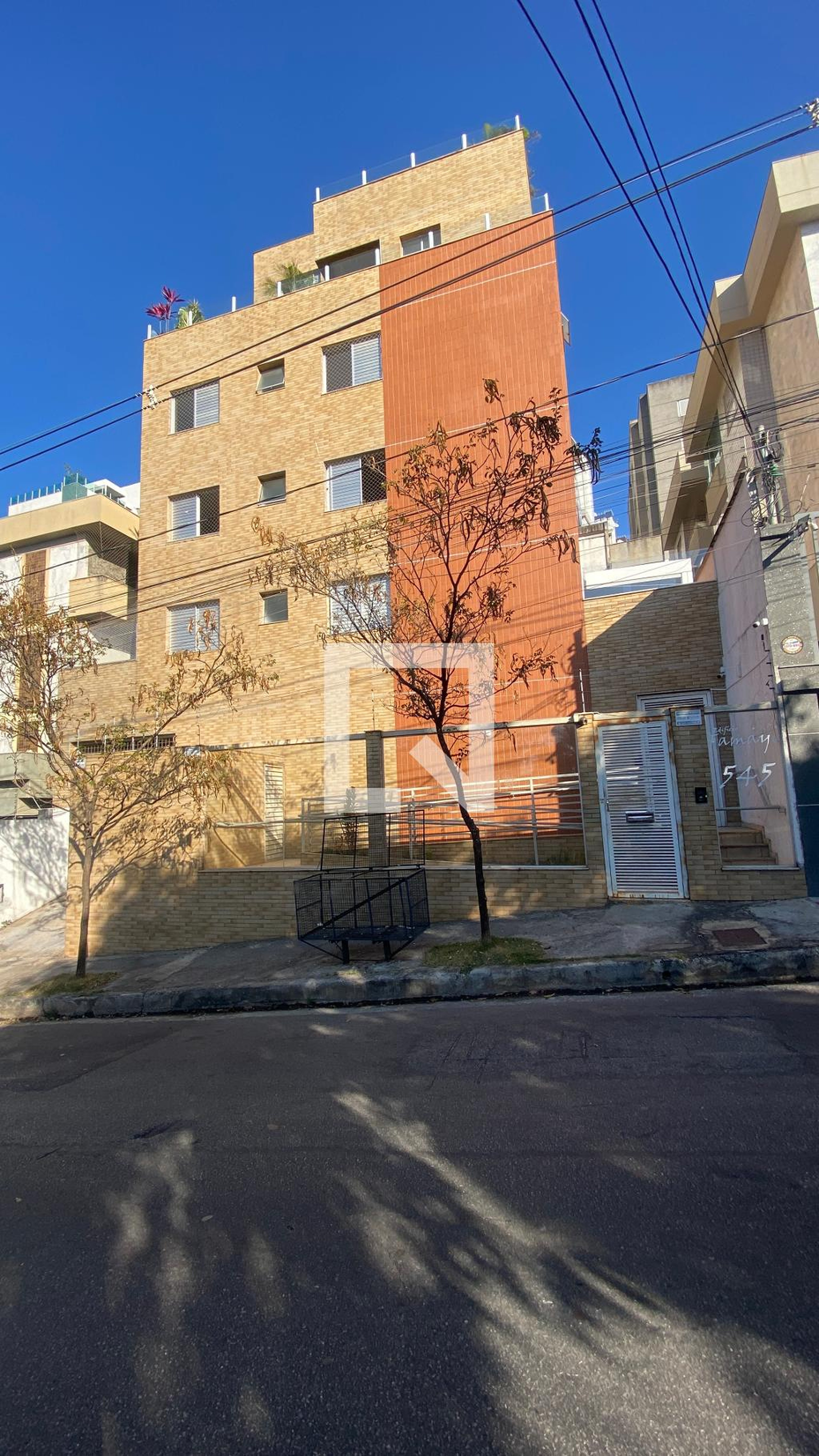 Fachada do Prédio Condomínio em Rua Paulo Diniz Carneiro, 545