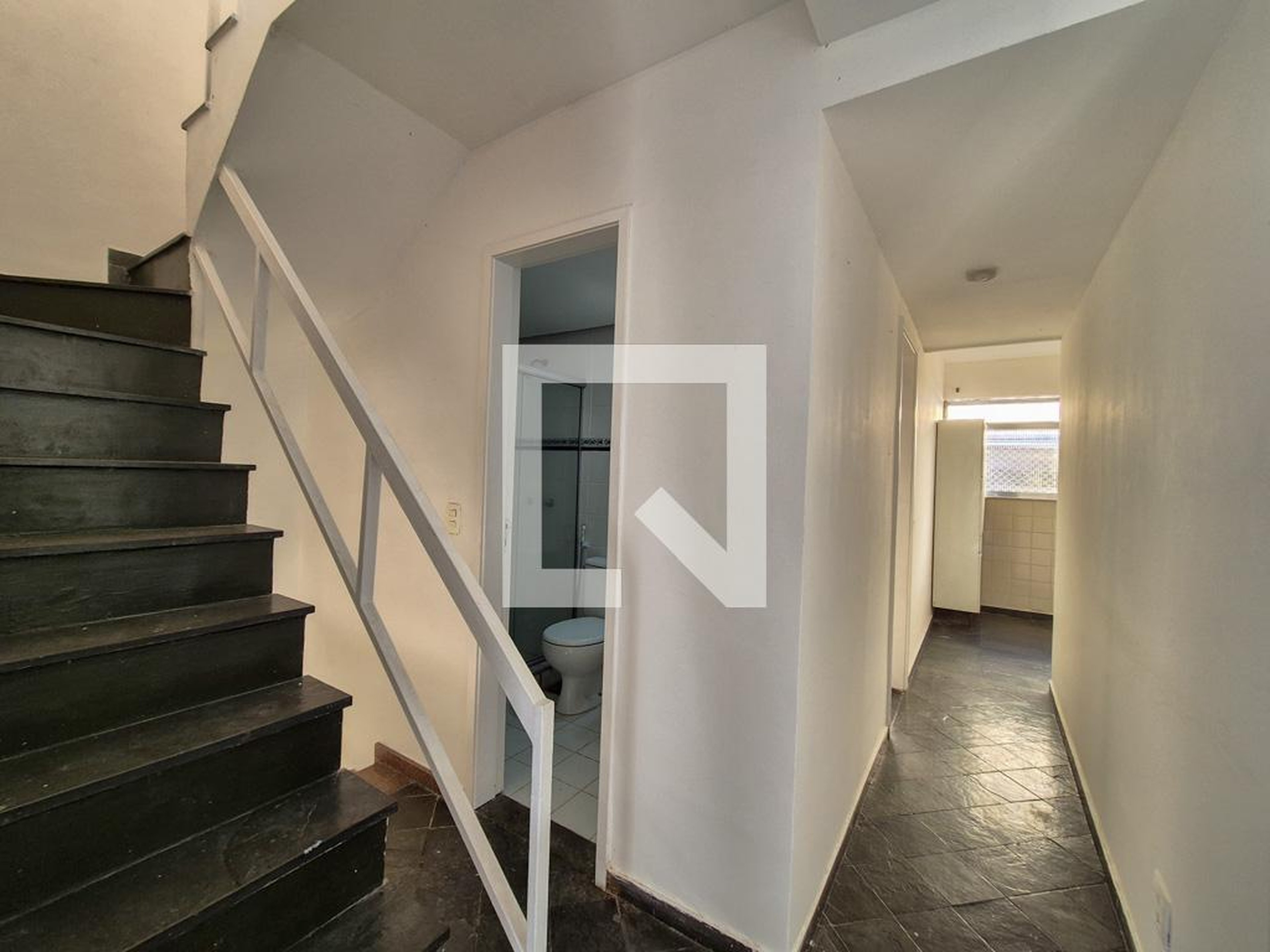 Hall - Vitoria Park I