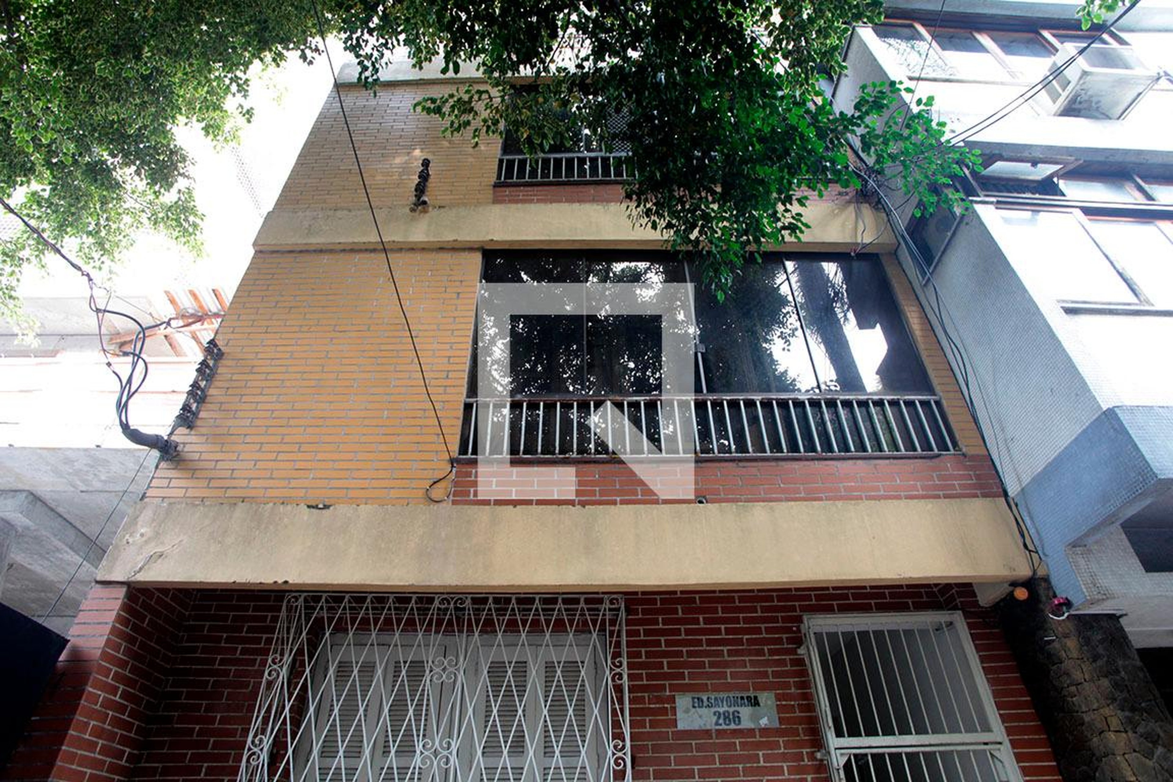 Fachada Condomínio em Rua da República, 286