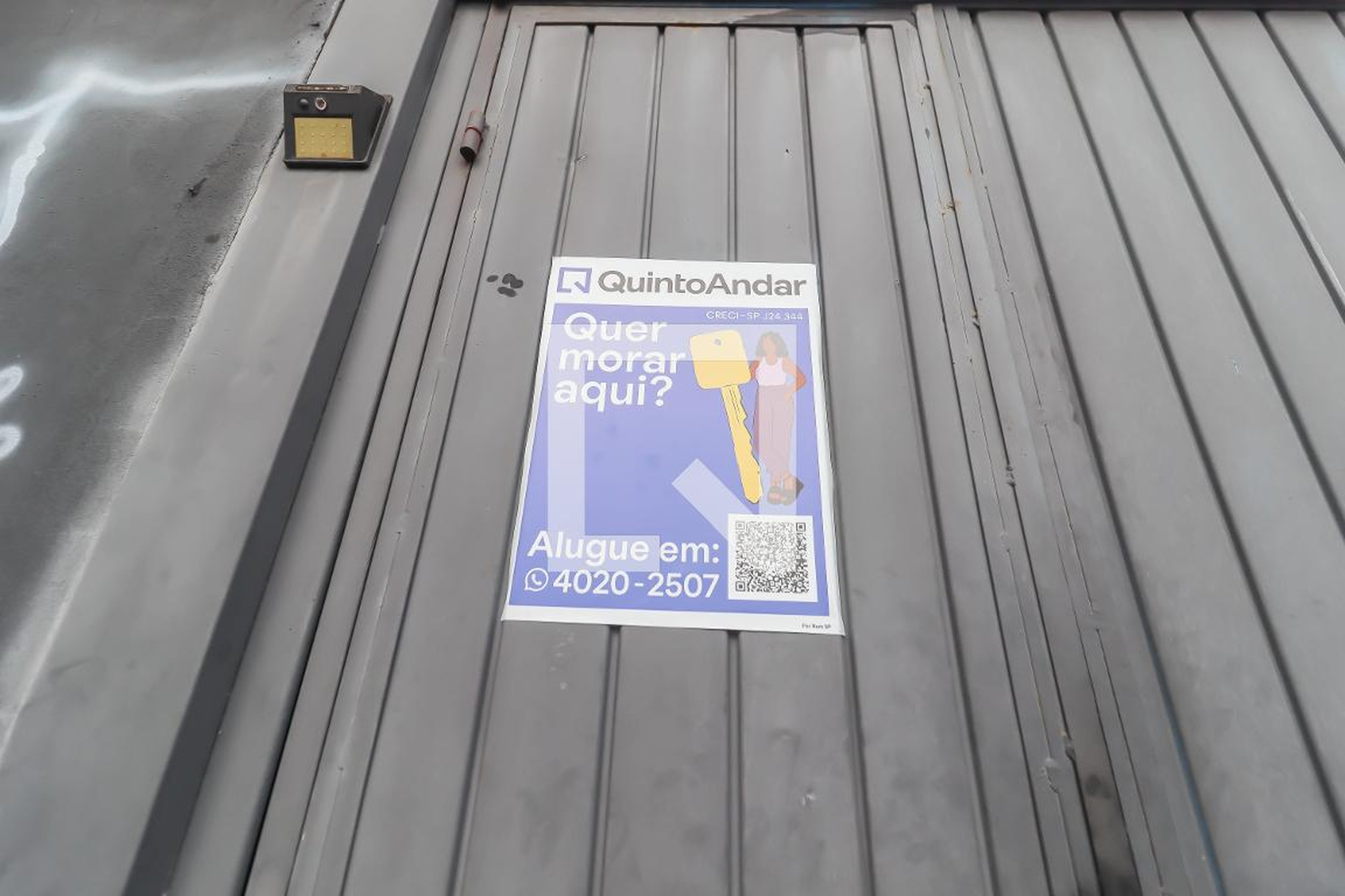 Fachada Condomínio em Rua Dário Murari, 505