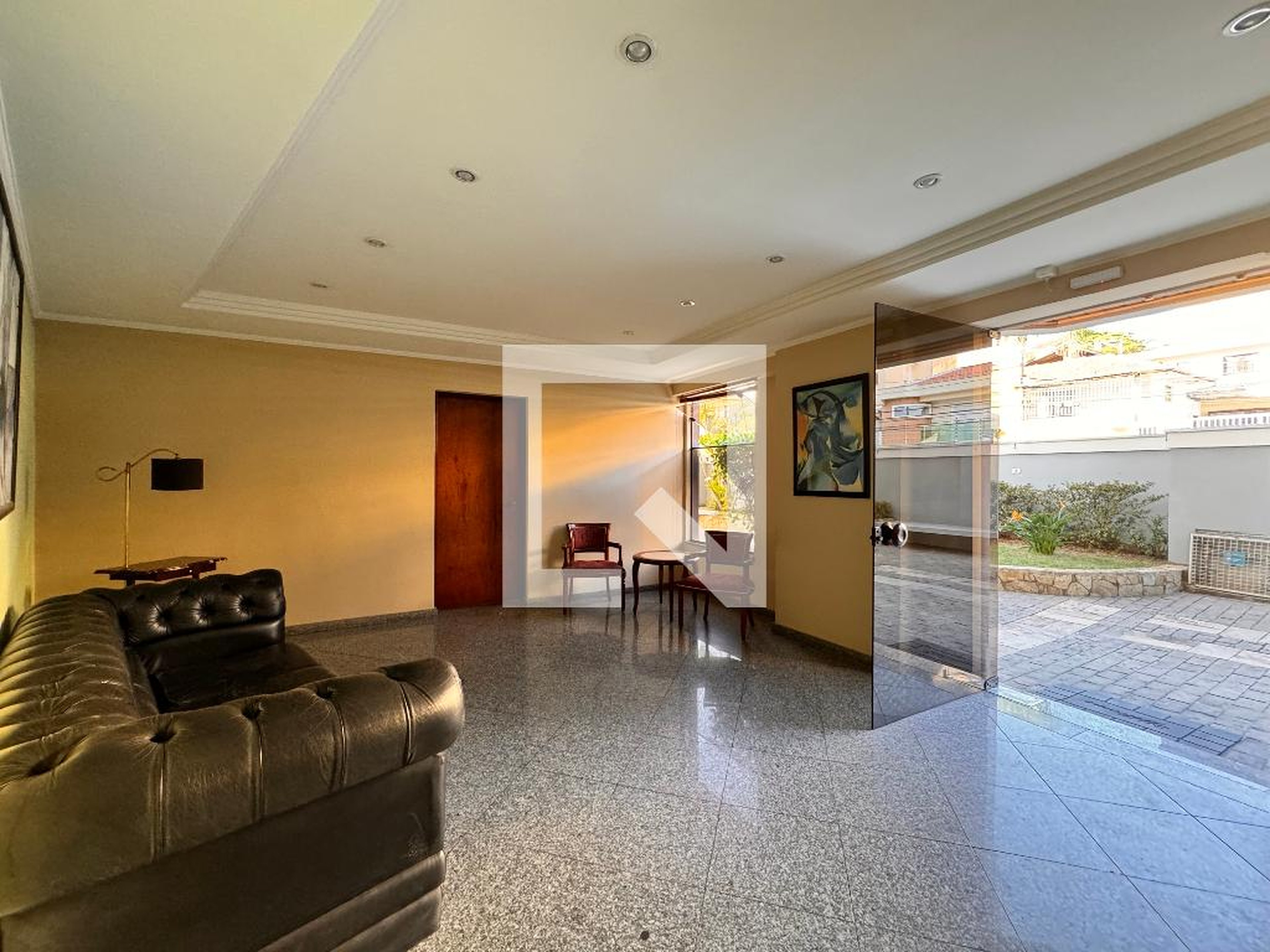 Hall social - Saint Laurent