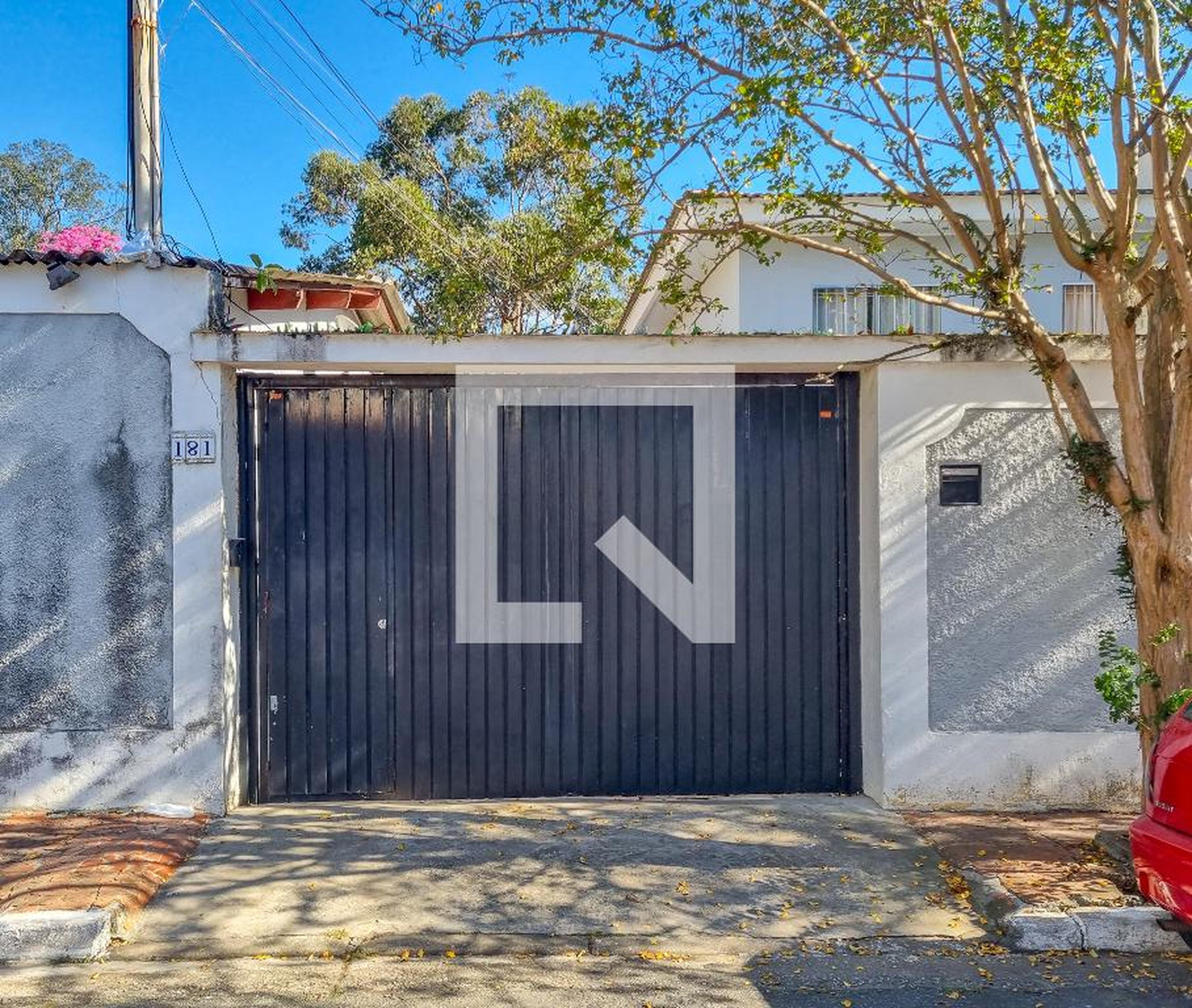 Fachada Condomínio em Rua Madre Rita Amada de Jesus, 181