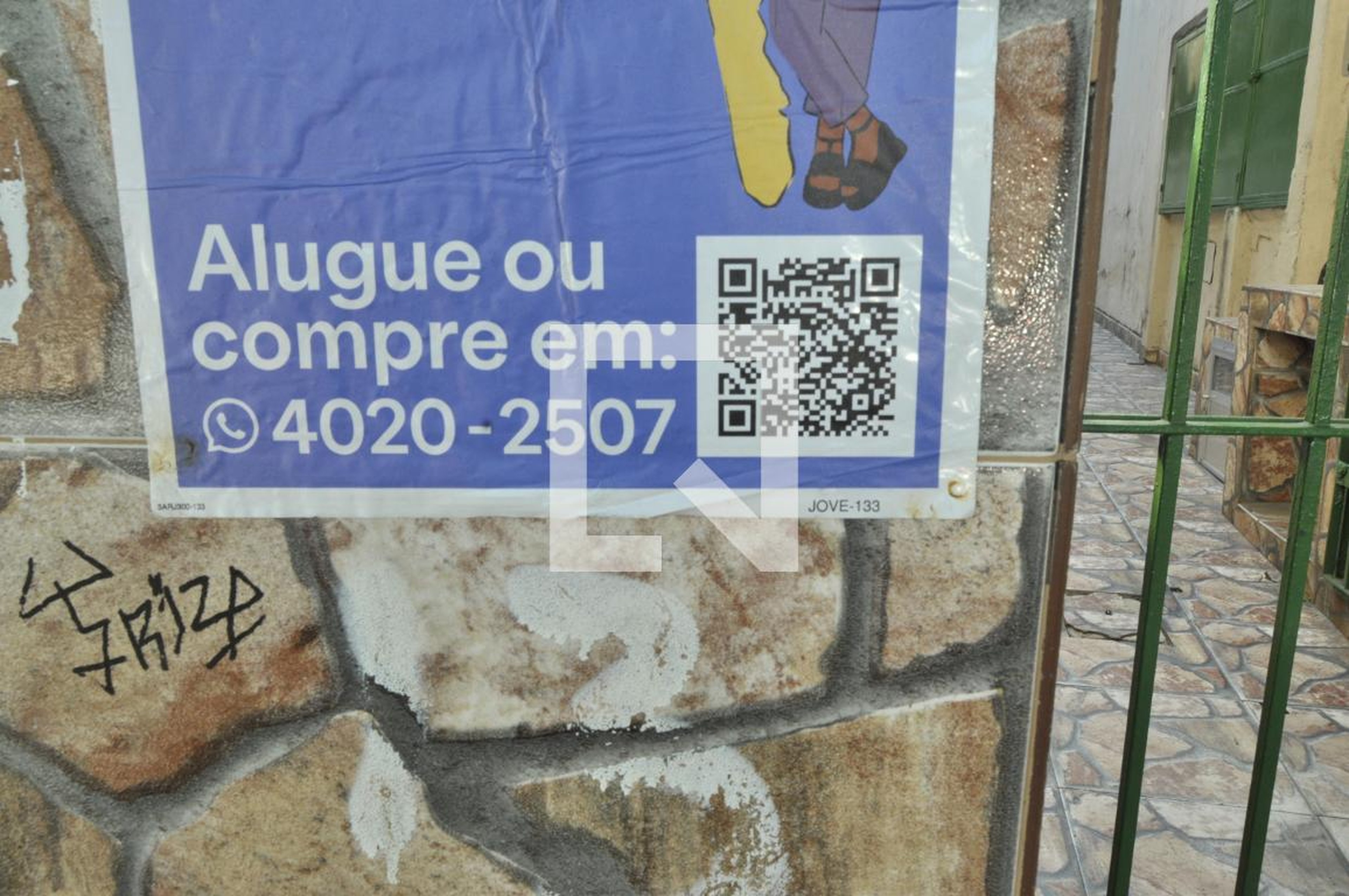 Fachada Condomínio em Rua Honório, 727