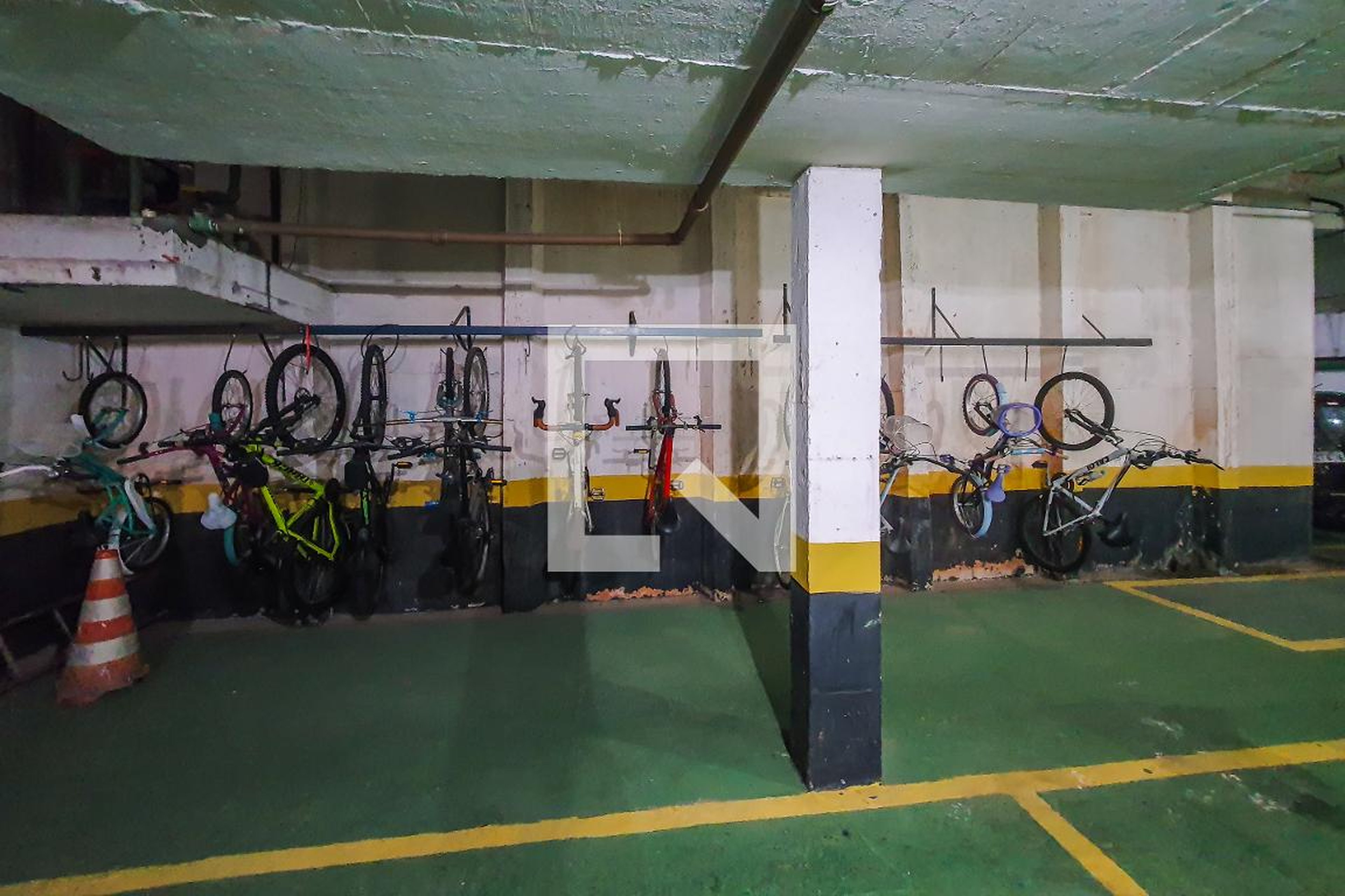 bicicletario - Edifício Casa Blanca