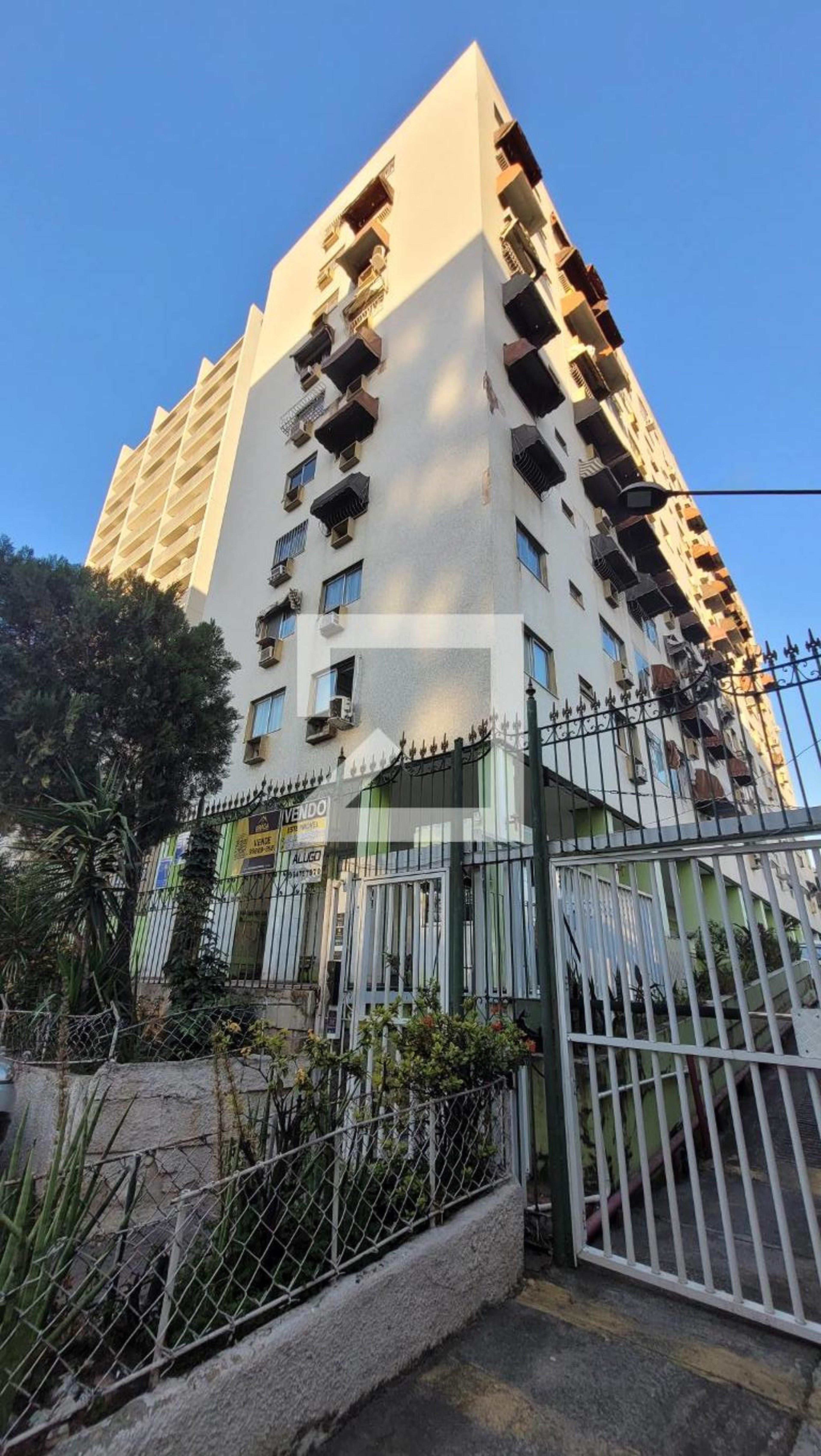 Fachada do Prédio Condomínio Solar de Madureira