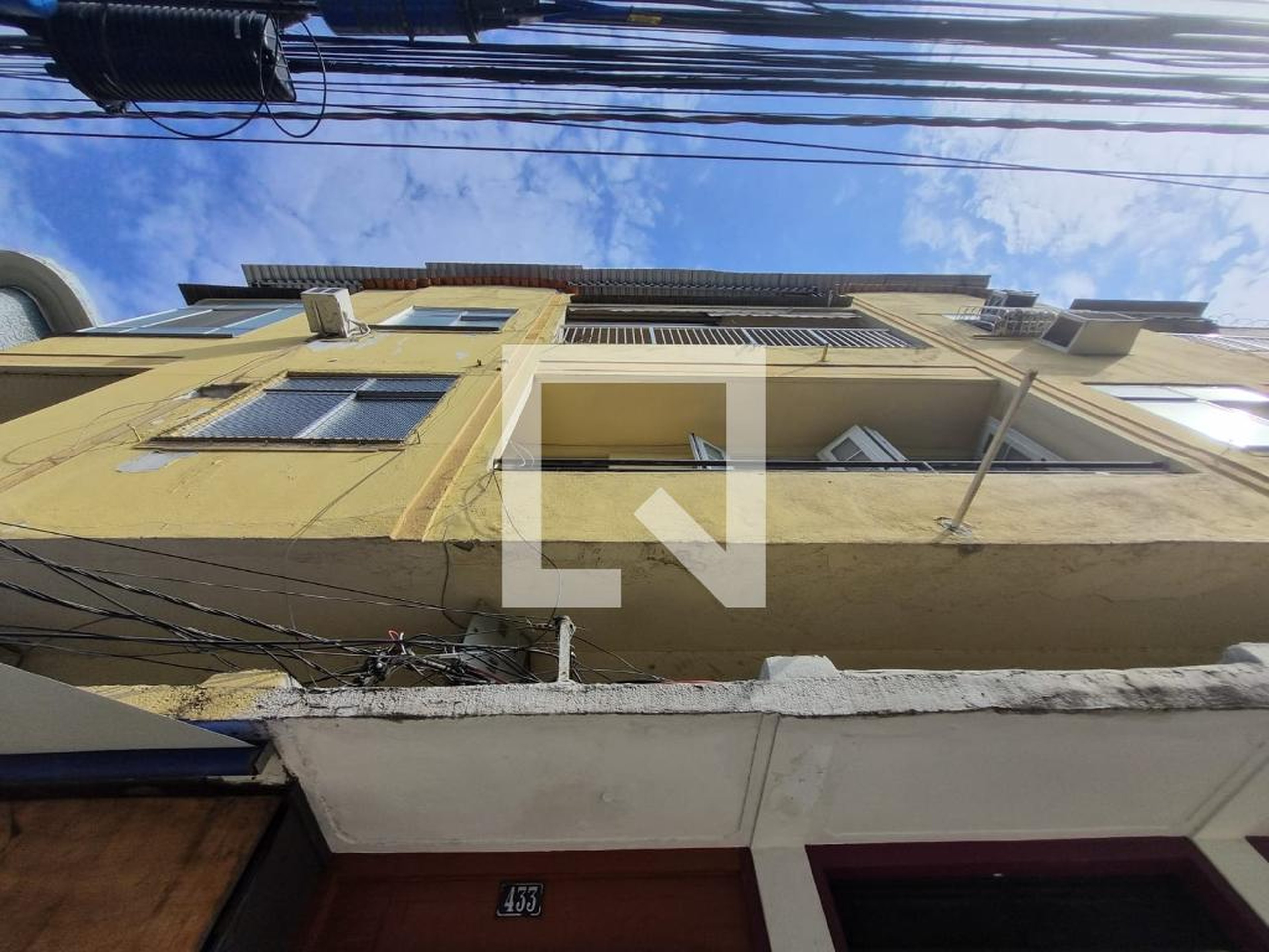 Fachada Condomínio em Rua São Cristóvão, 433