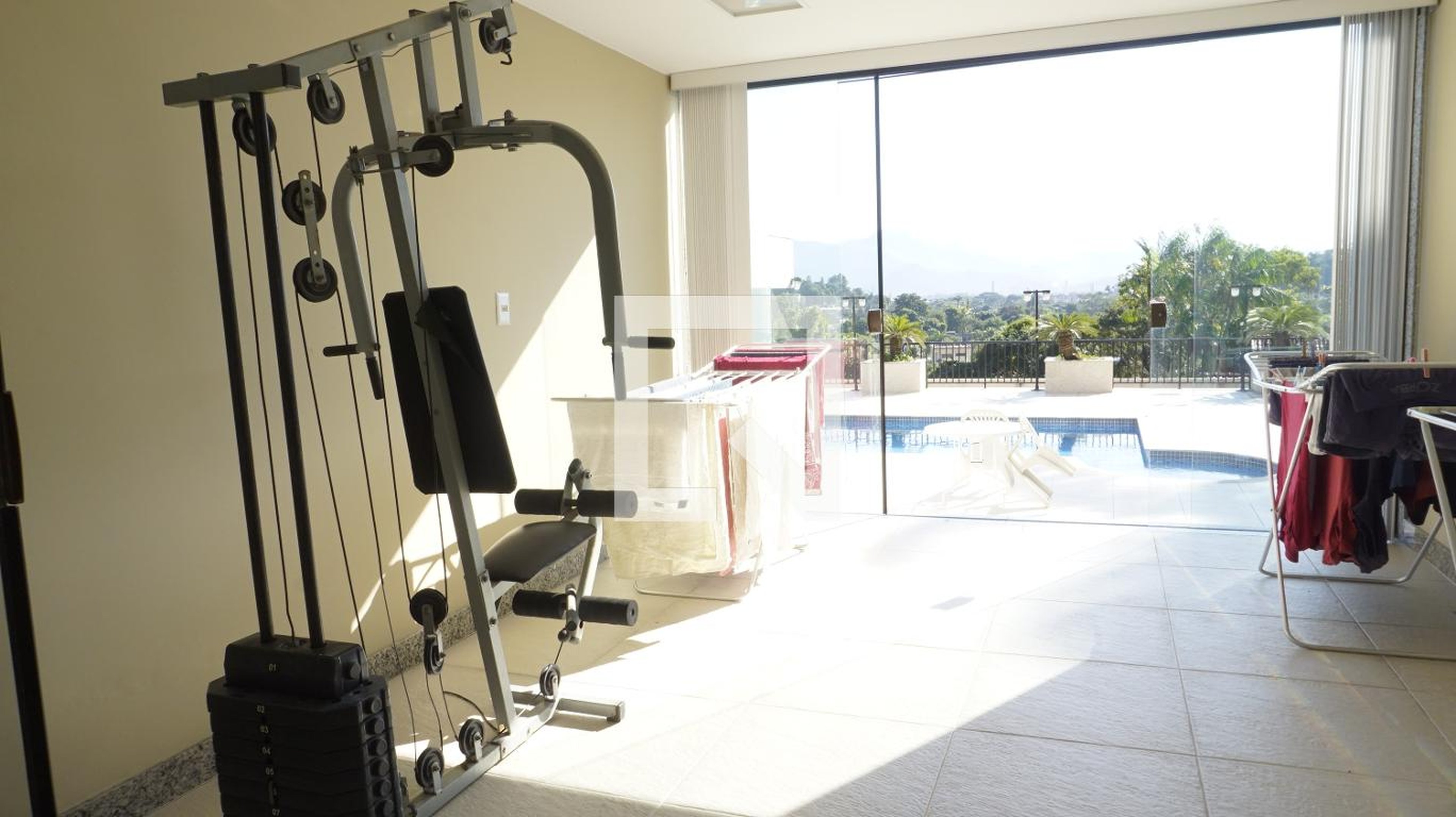 Academia Condomínio em Rua Camarucu, 125