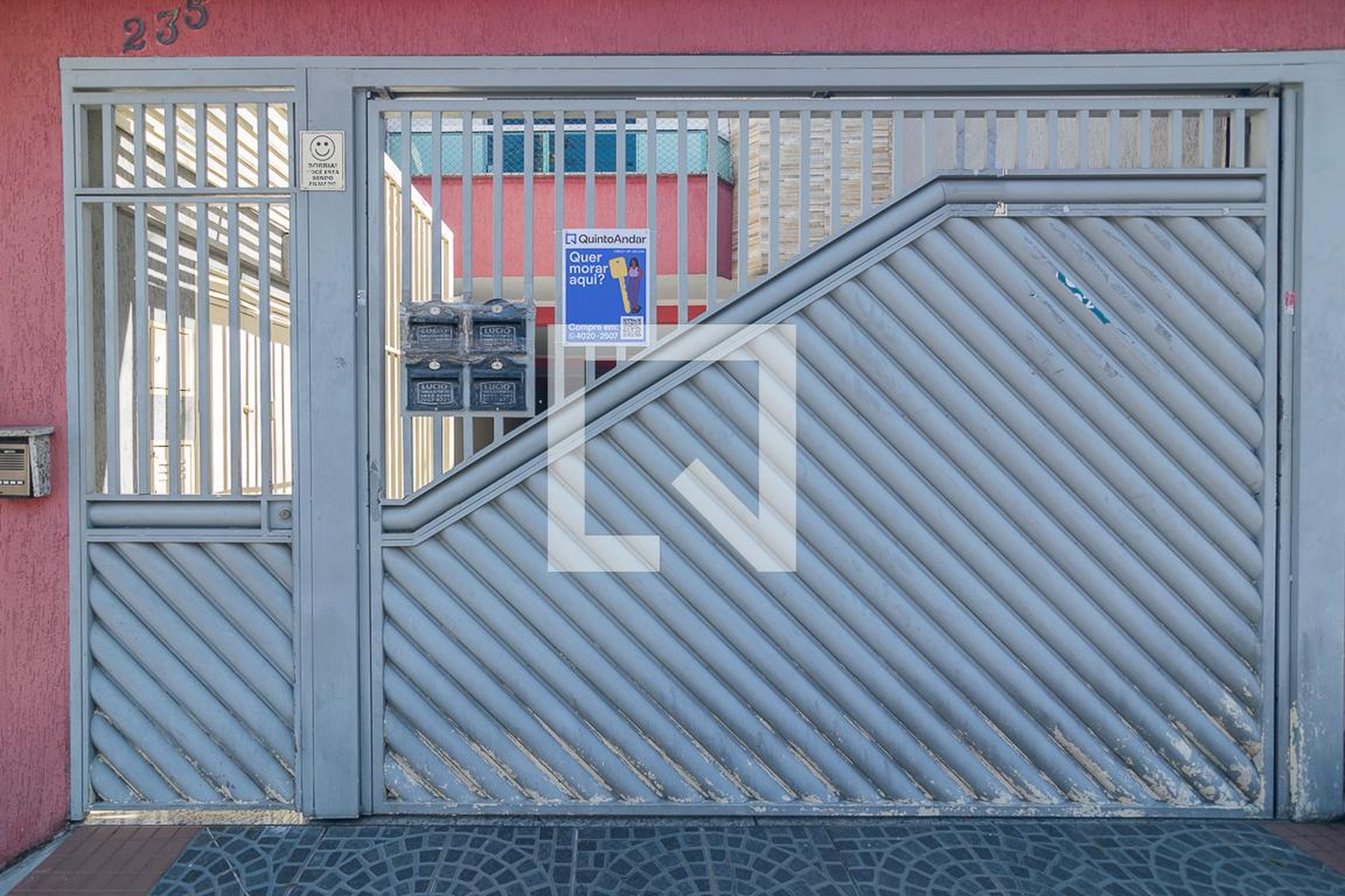 Fachada Condomínio em Rua Ouricuri, 235
