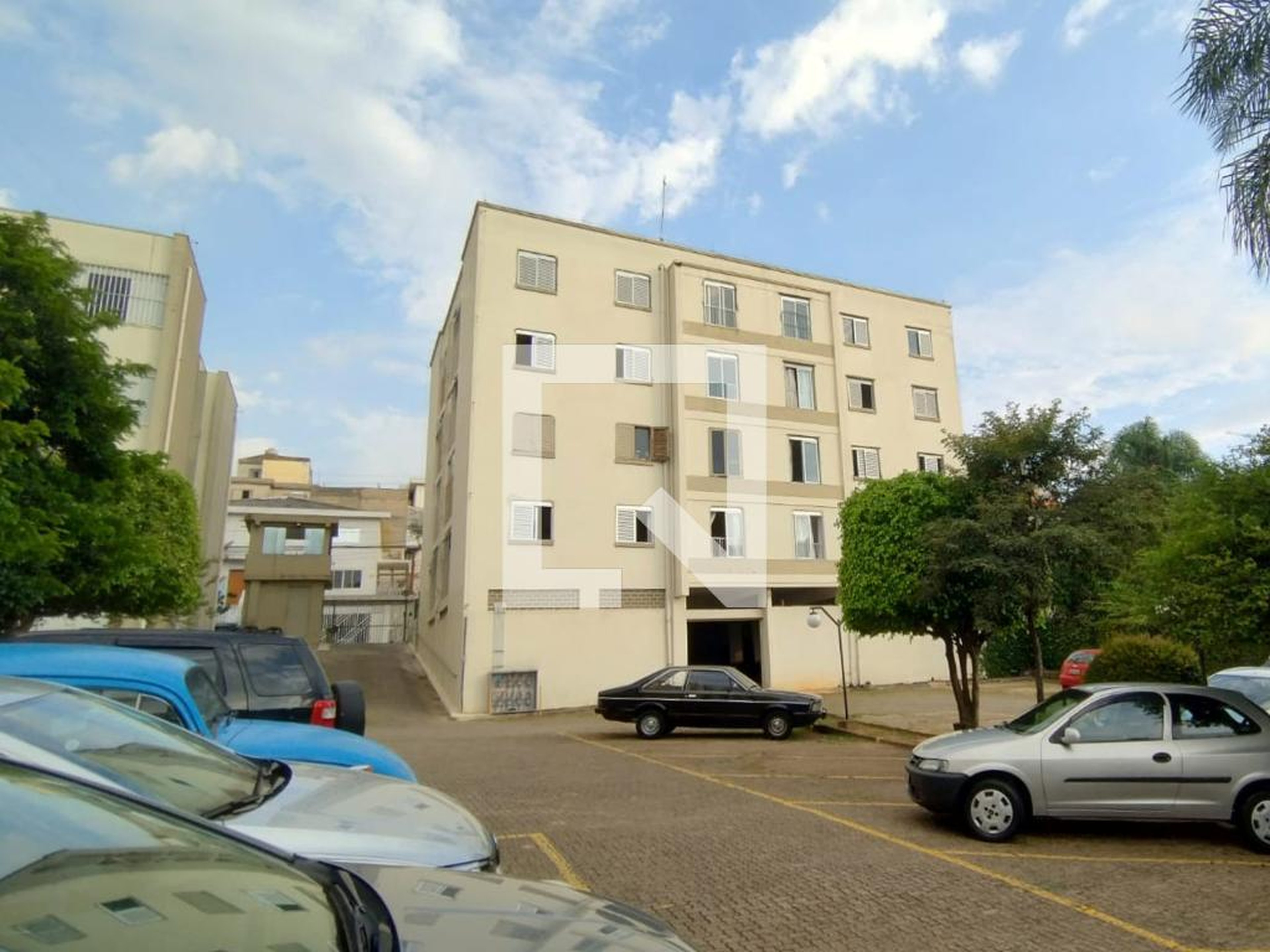 Estacionamento - Edifício Flávia