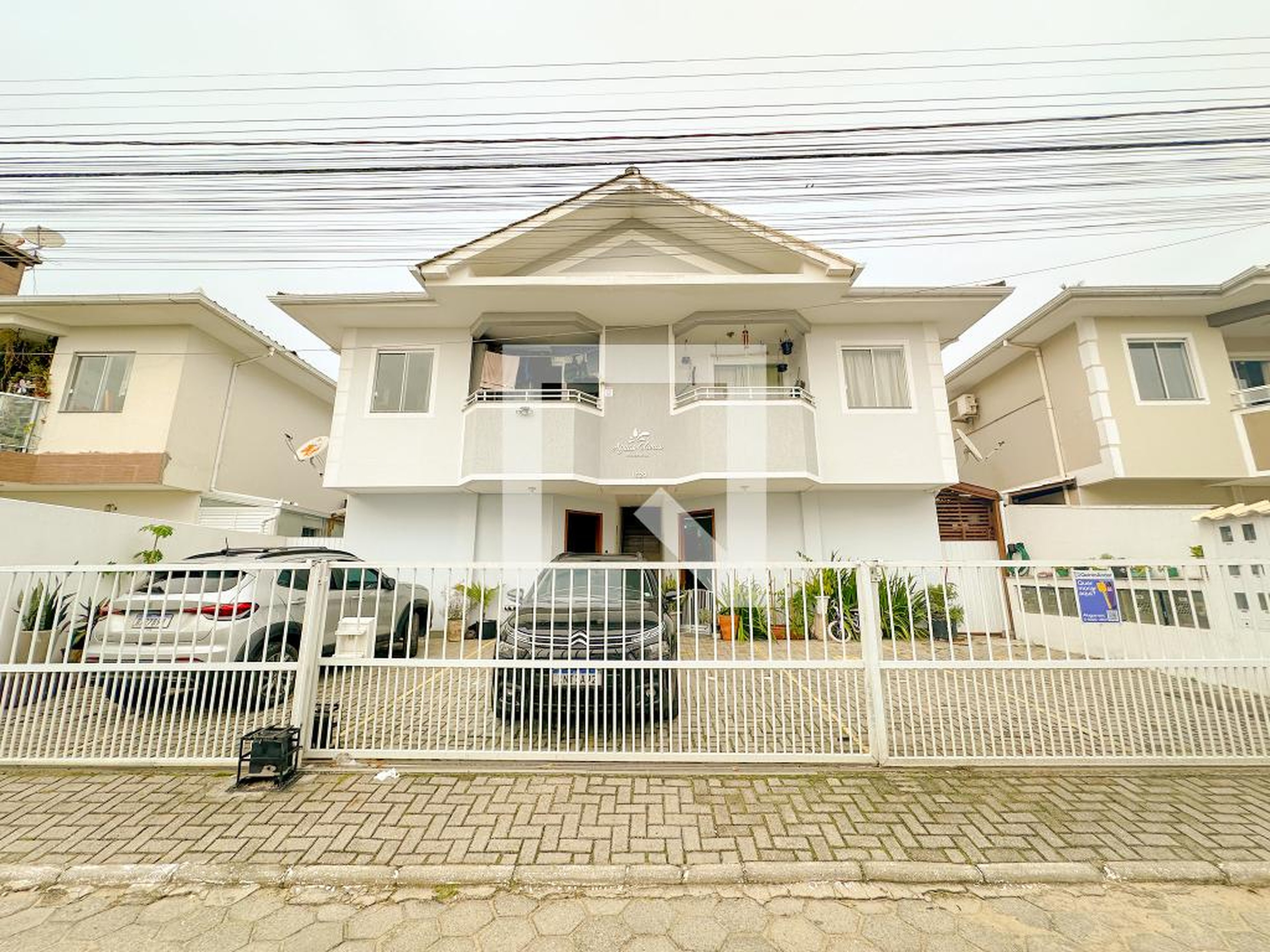 Fachada Condomínio em Servidão Netuno, 1529