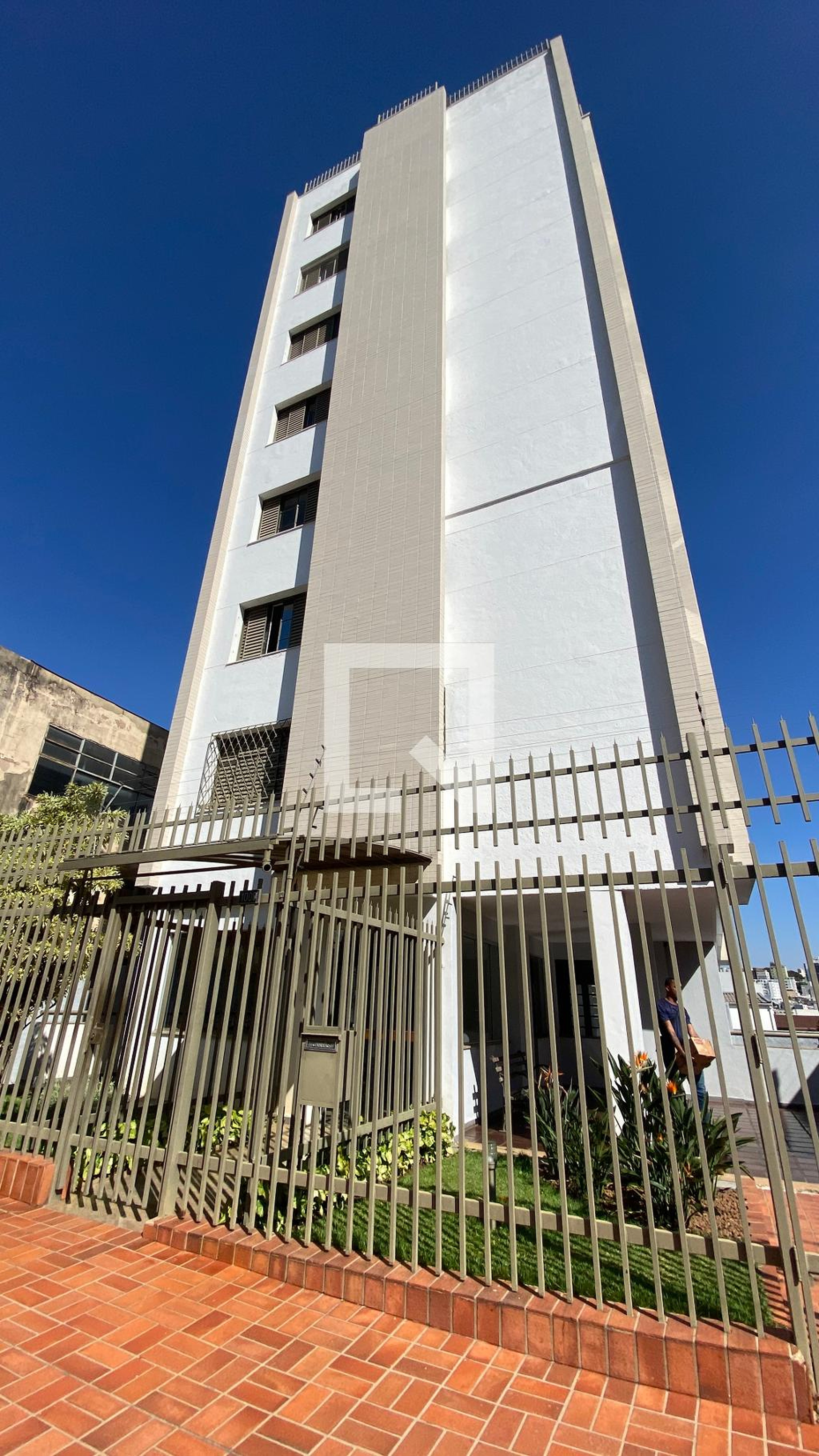 Fachada do Prédio Condomínio em Rua Contria, 10000