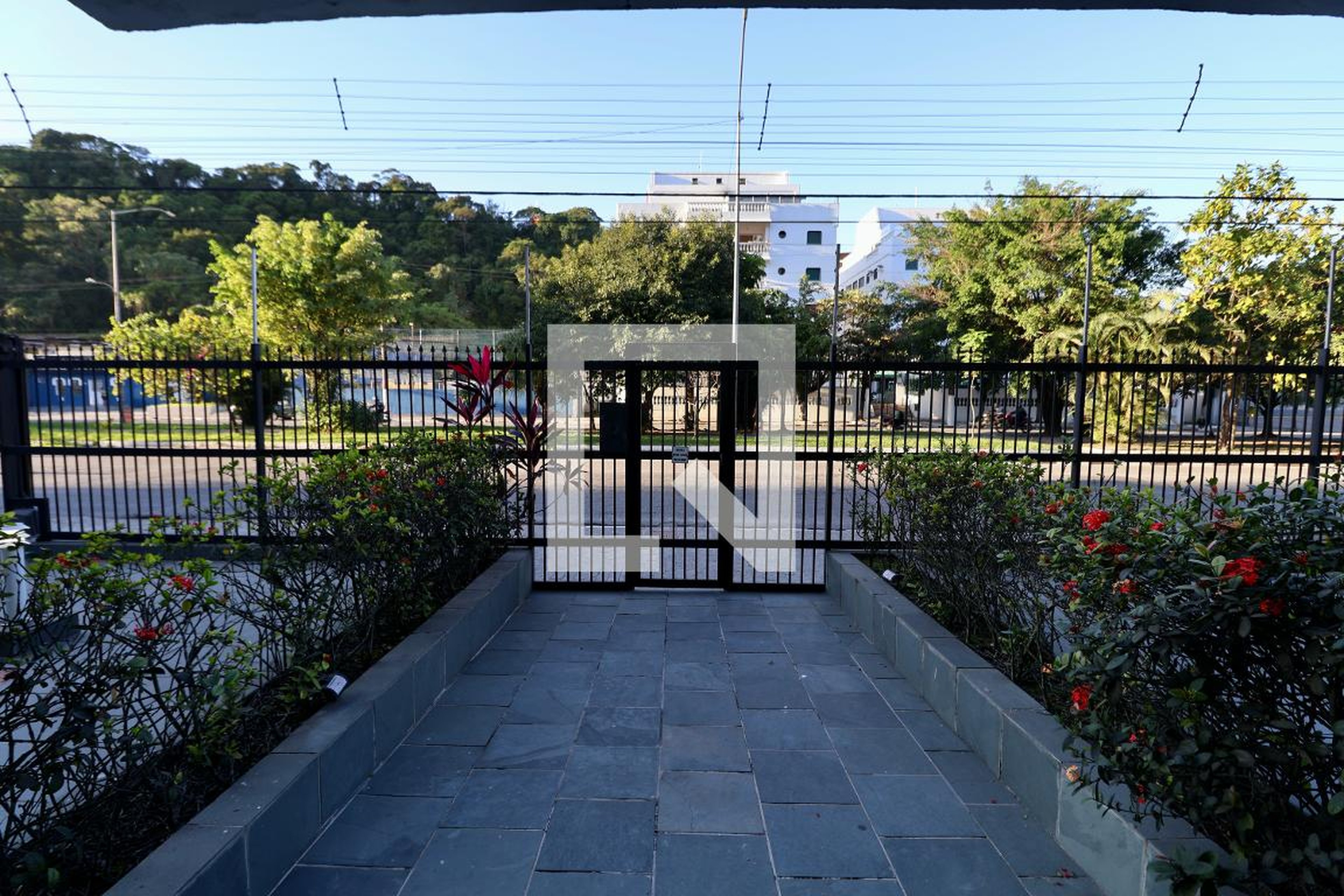 Fachada Edificio Paola Constanza