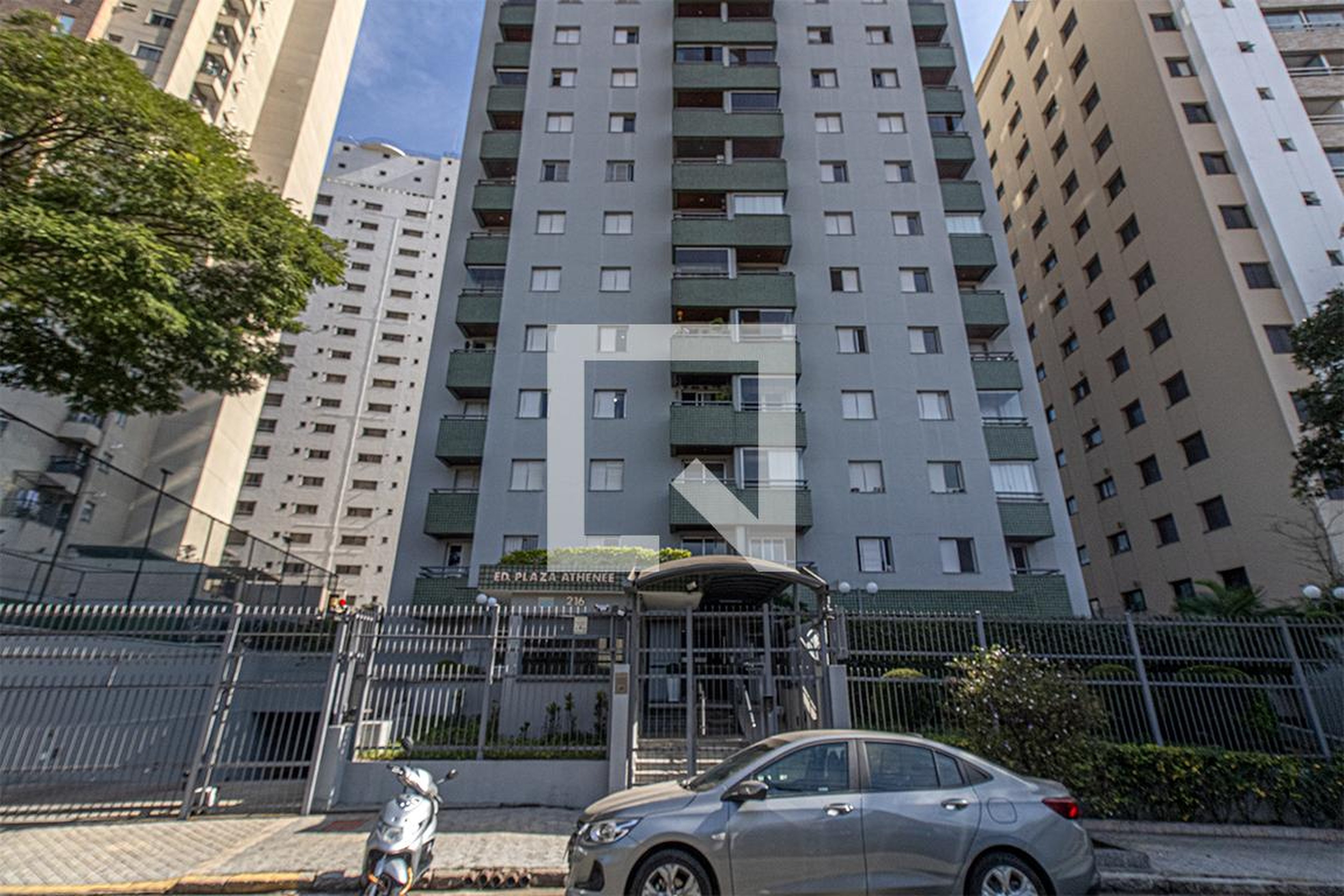 fachada Condomínio Plaza Athenee