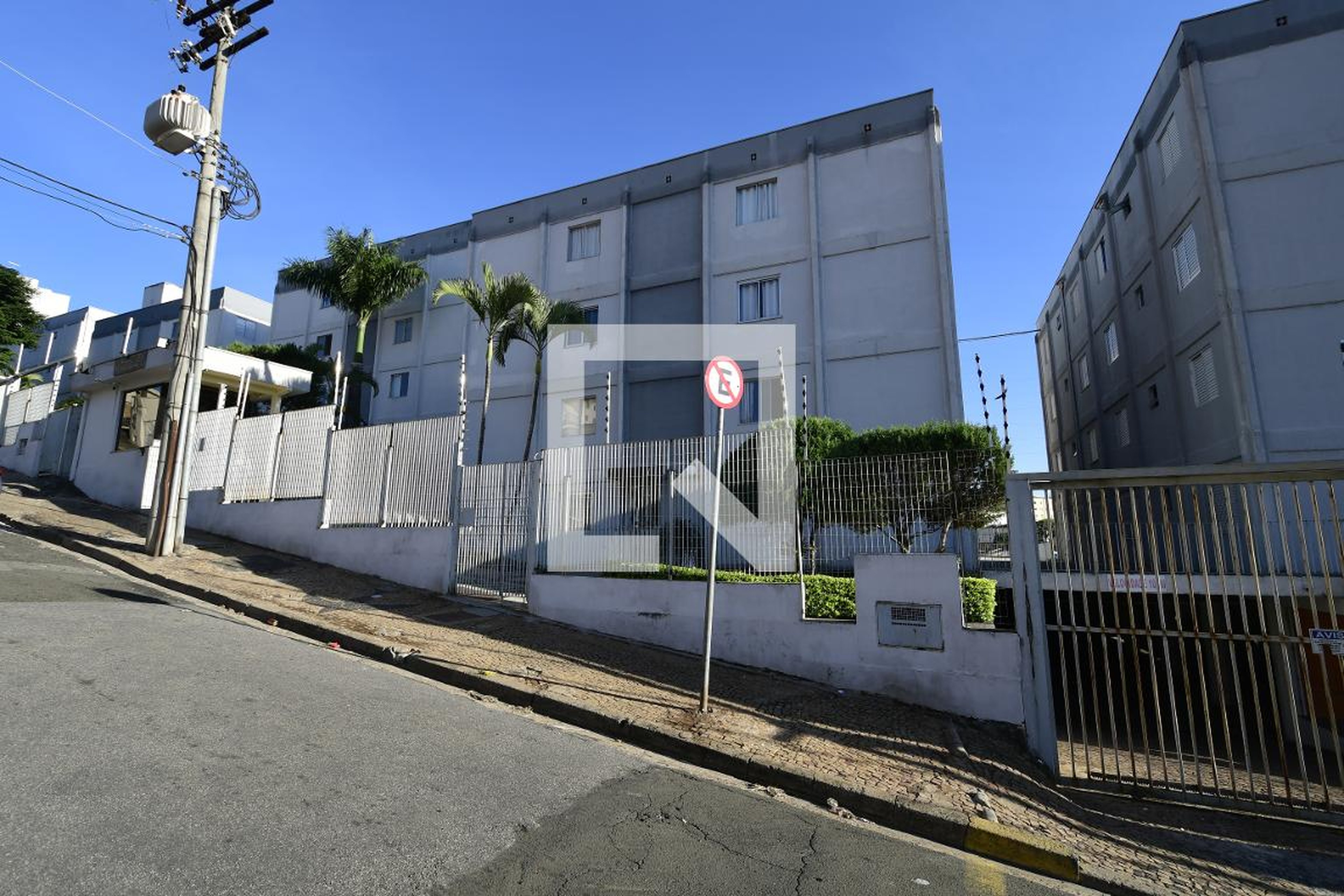 Fachada Condomínio em Avenida Washington Luiz, 56