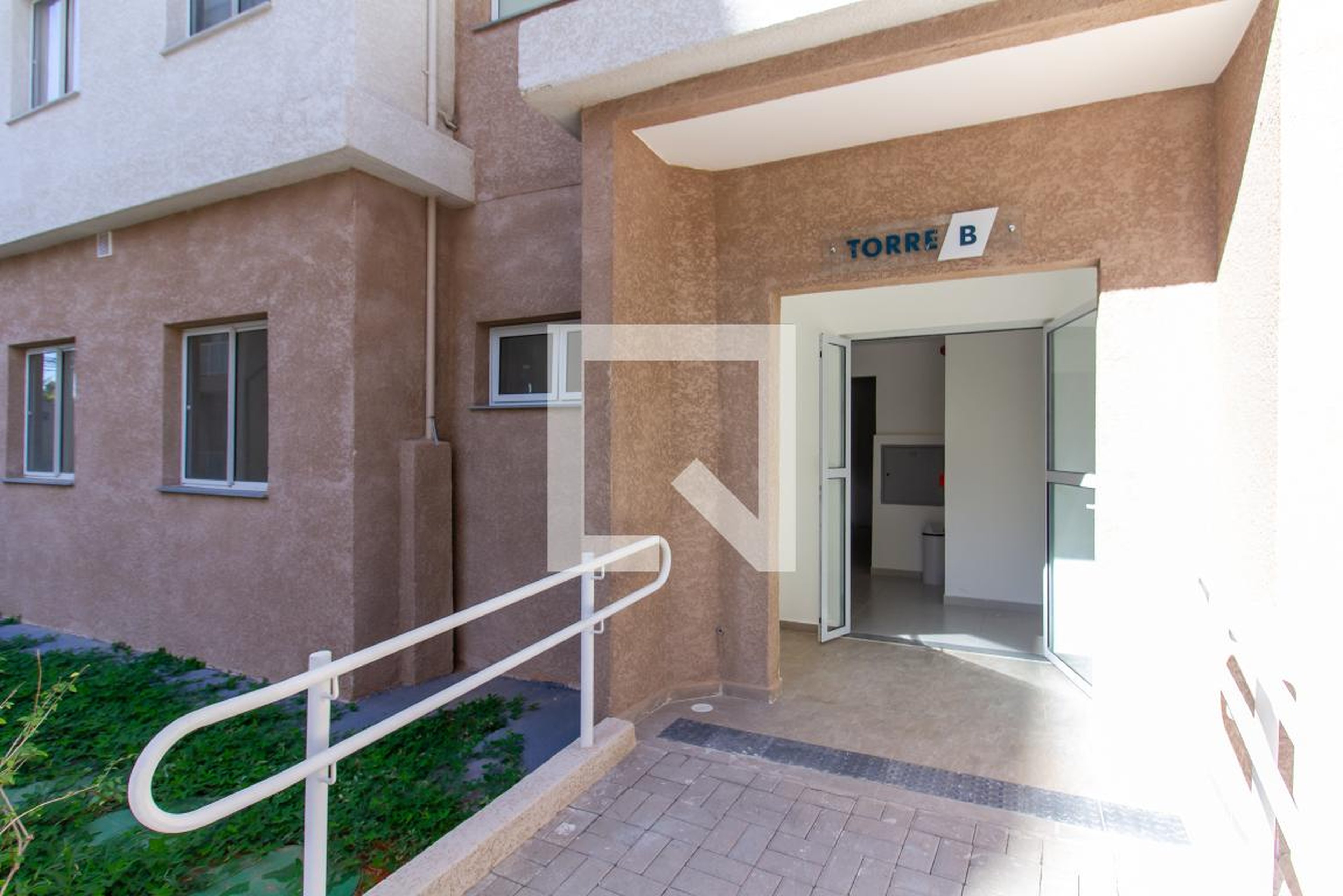 Hall de entrada - Six Santa Marina