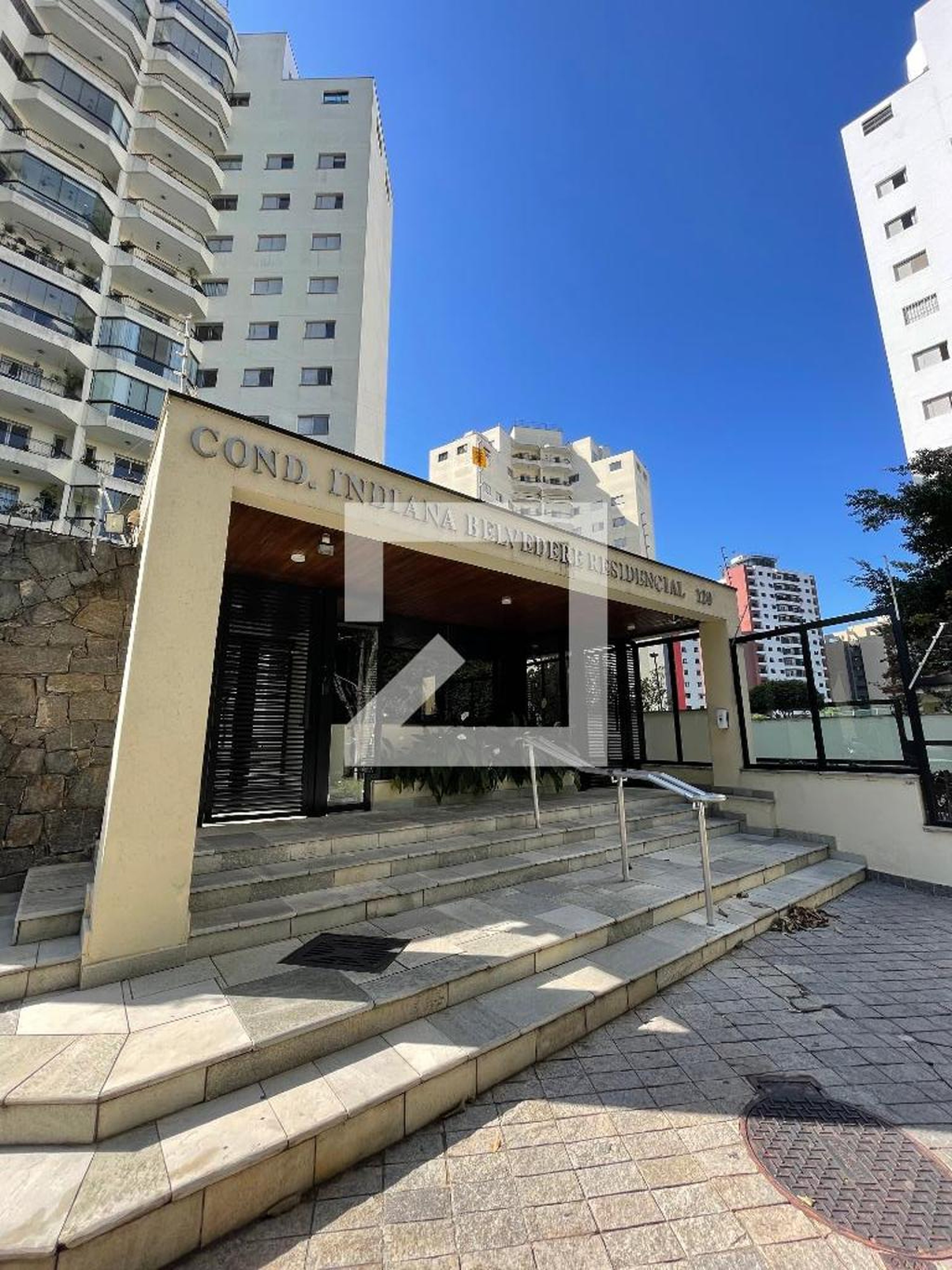 Fachada do Prédio Condomínio Indiana Belvedere
