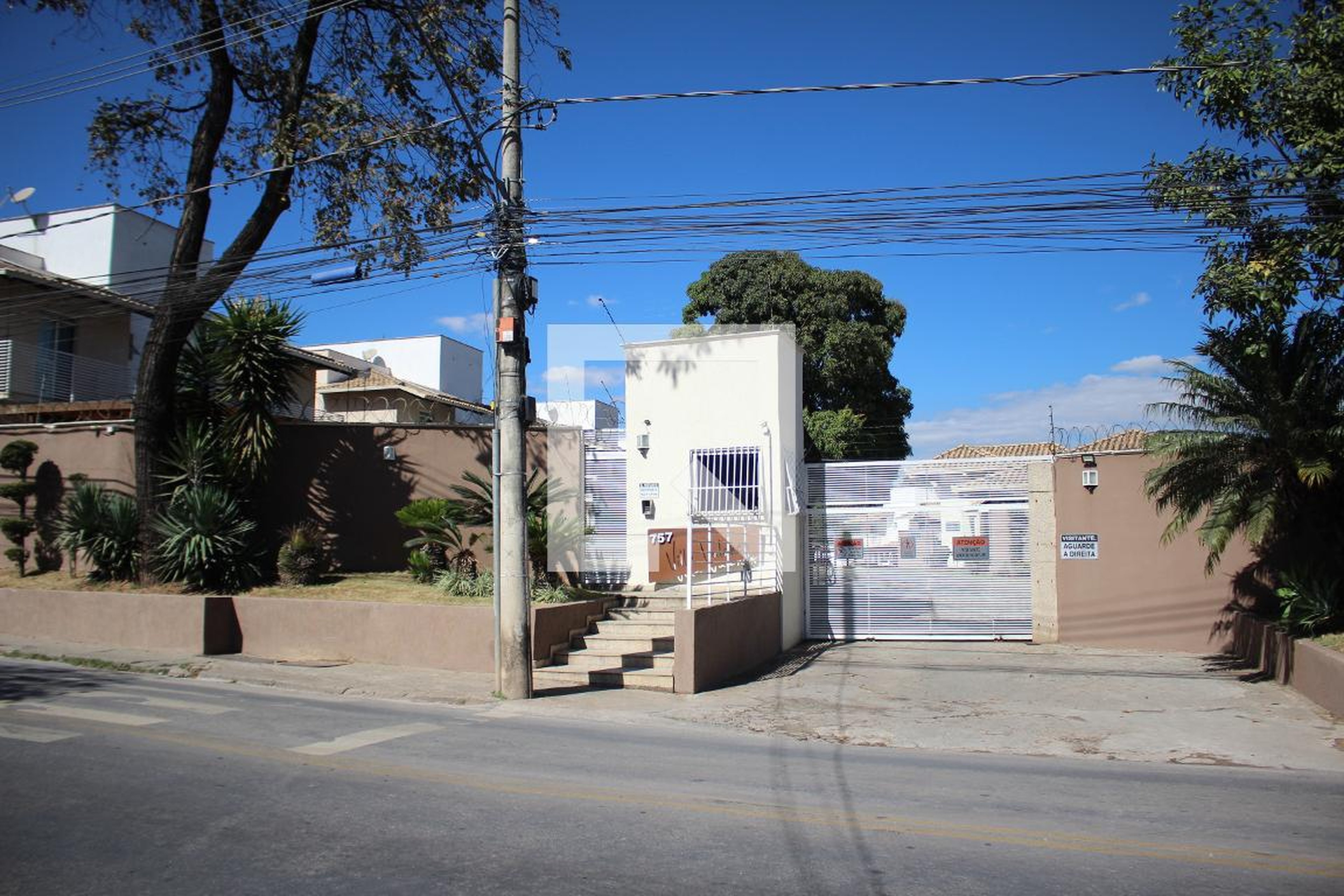 Fachada Condomínio em Rua Nossa Senhora da Conceição, 757