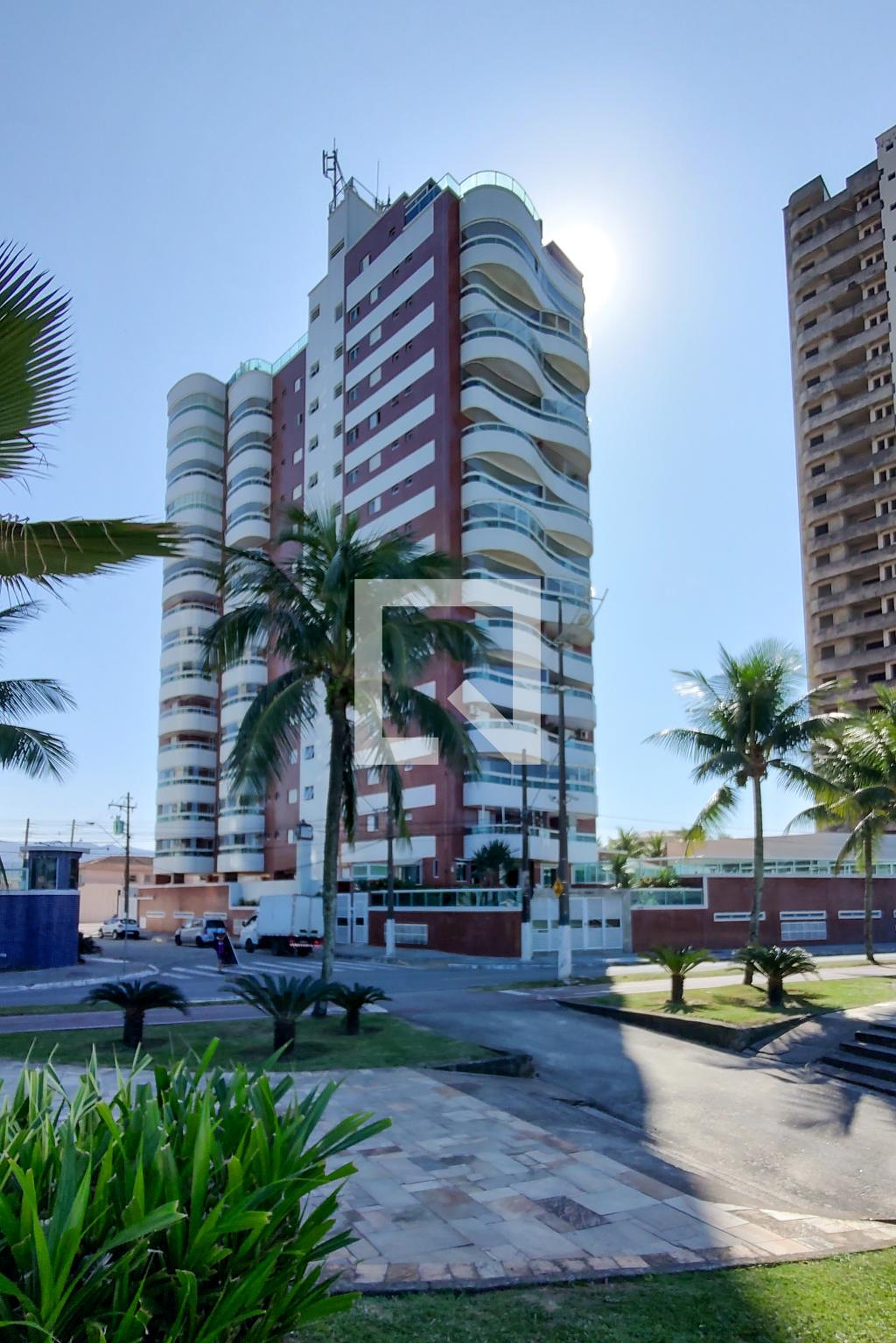 Fachada do Prédio Condomínio Madri