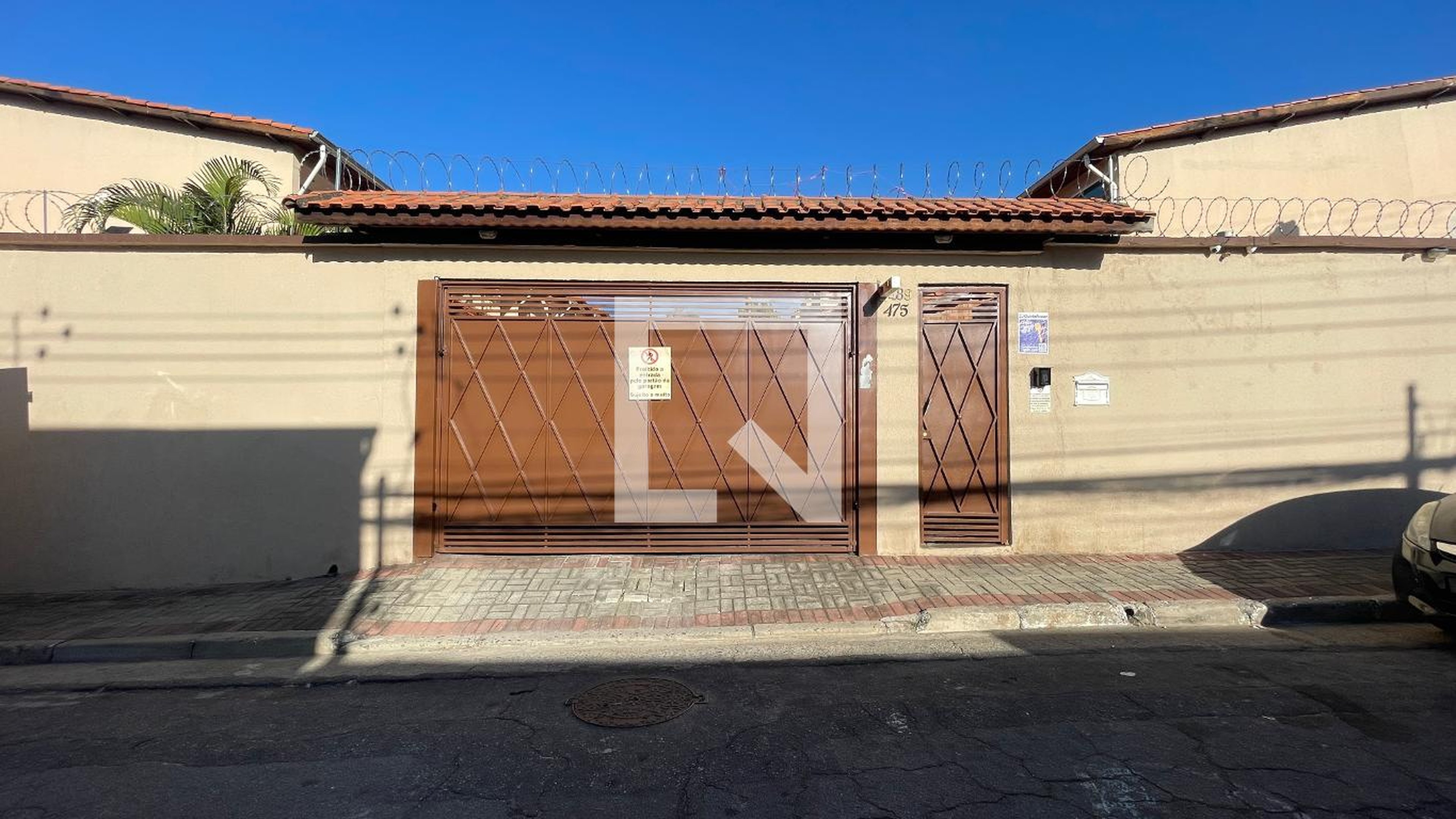 Fachada Condomínio em Rua Juçaral, 475