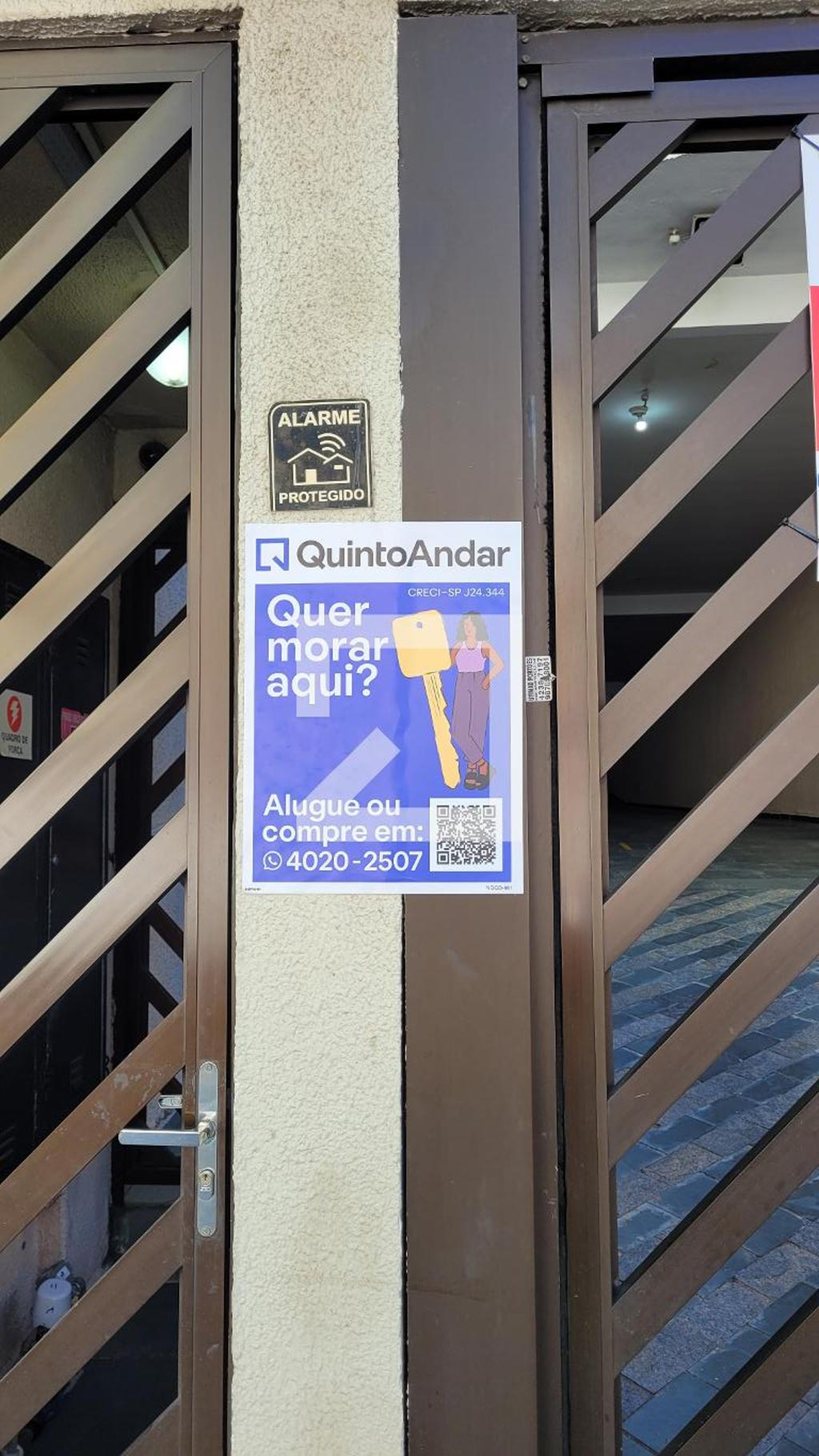Fachada Condomínio em Rua Espanha, 463