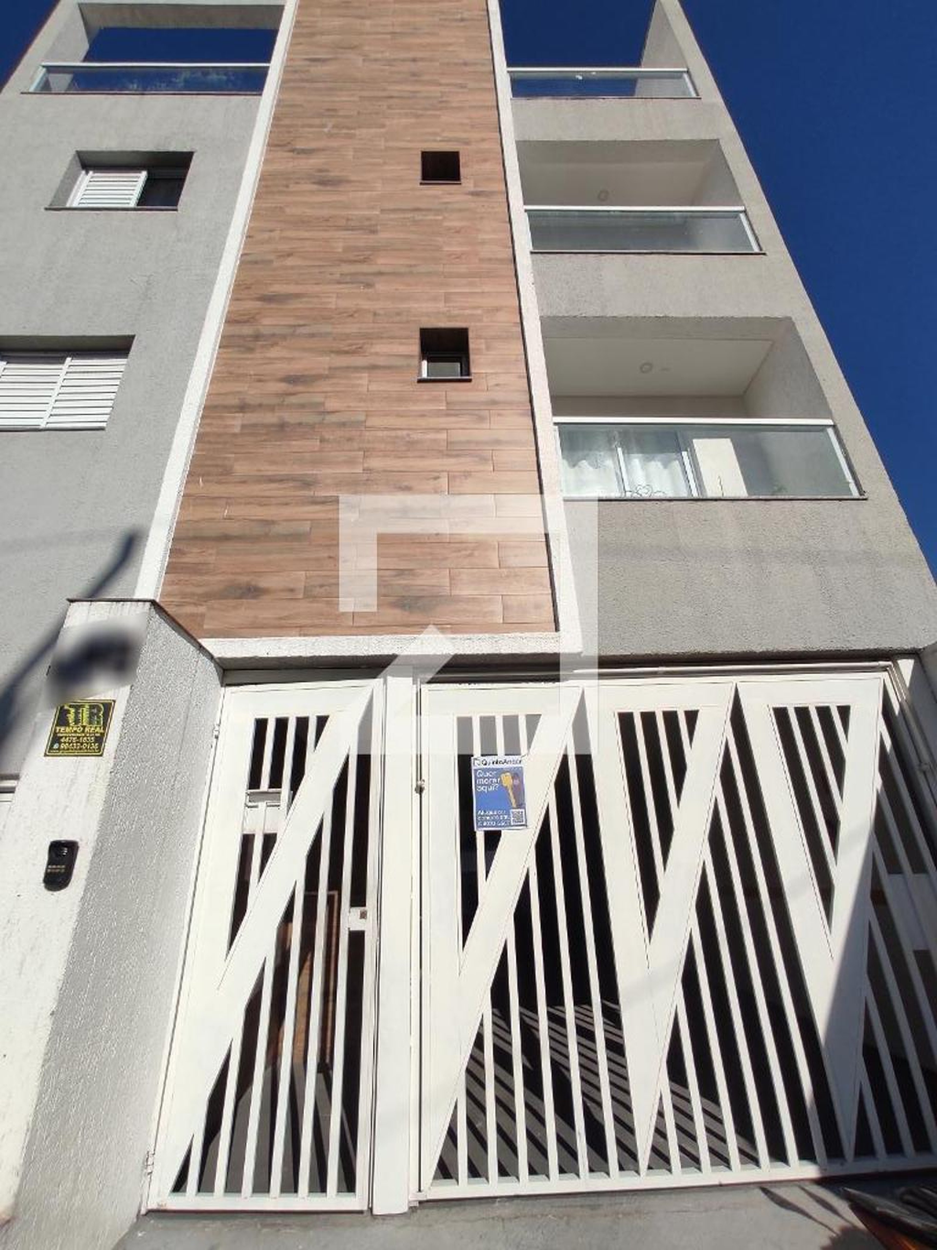 Fachada Condomínio em Rua Téles Barreto, 178