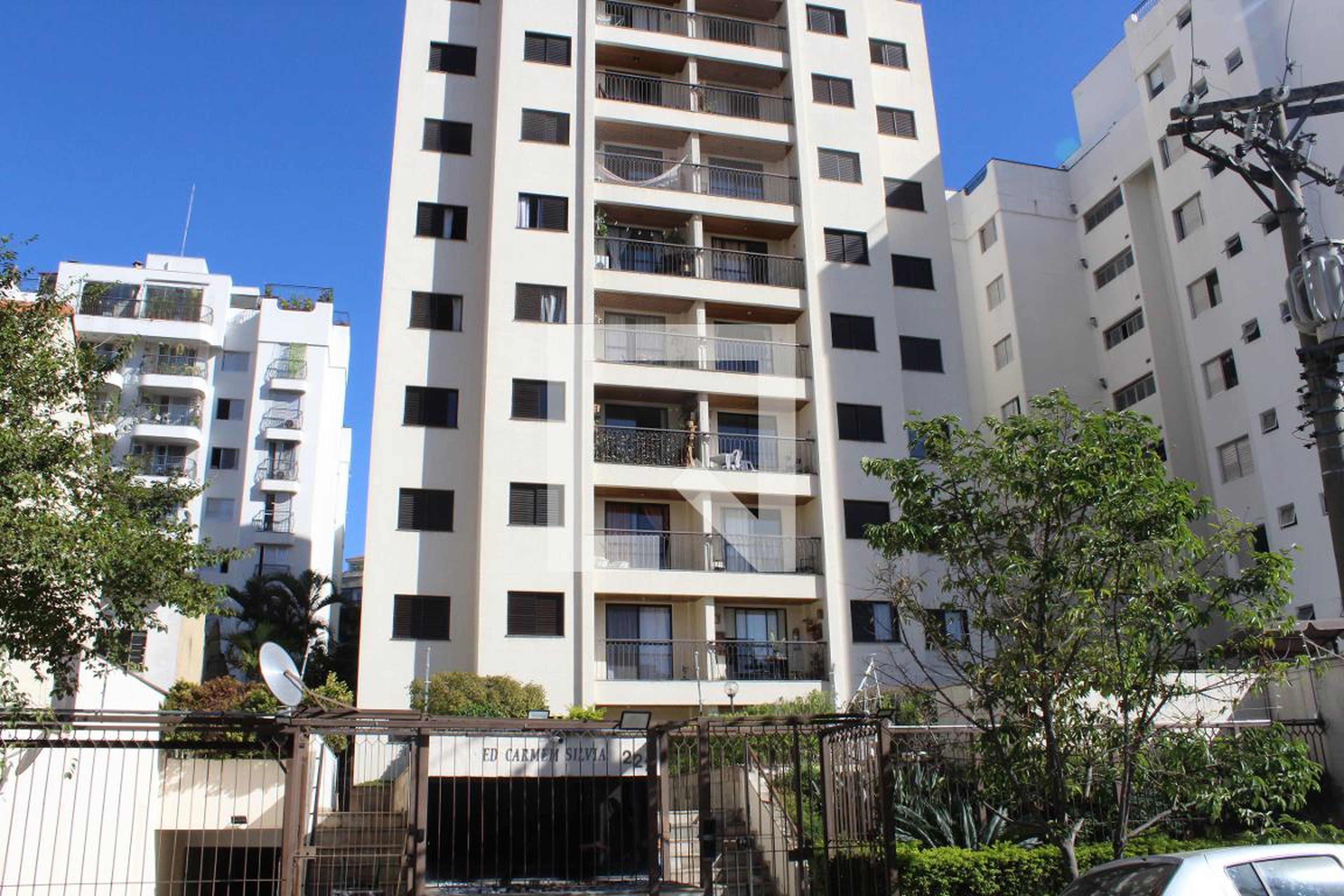 Fachada do Prédio Edifício Carmen Sílvia