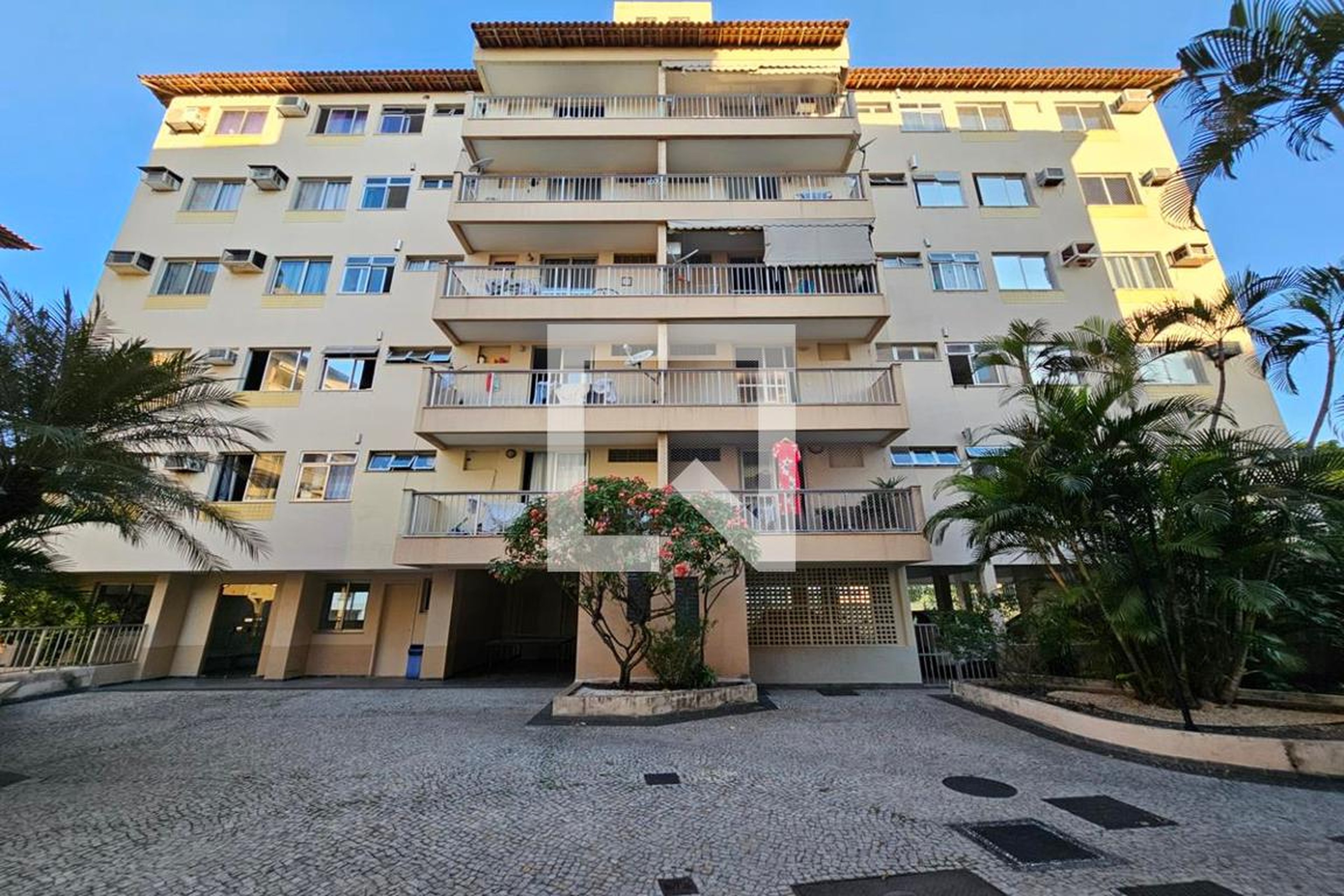 Fachada do Condomínio Condomínio Solar dos Ingleses