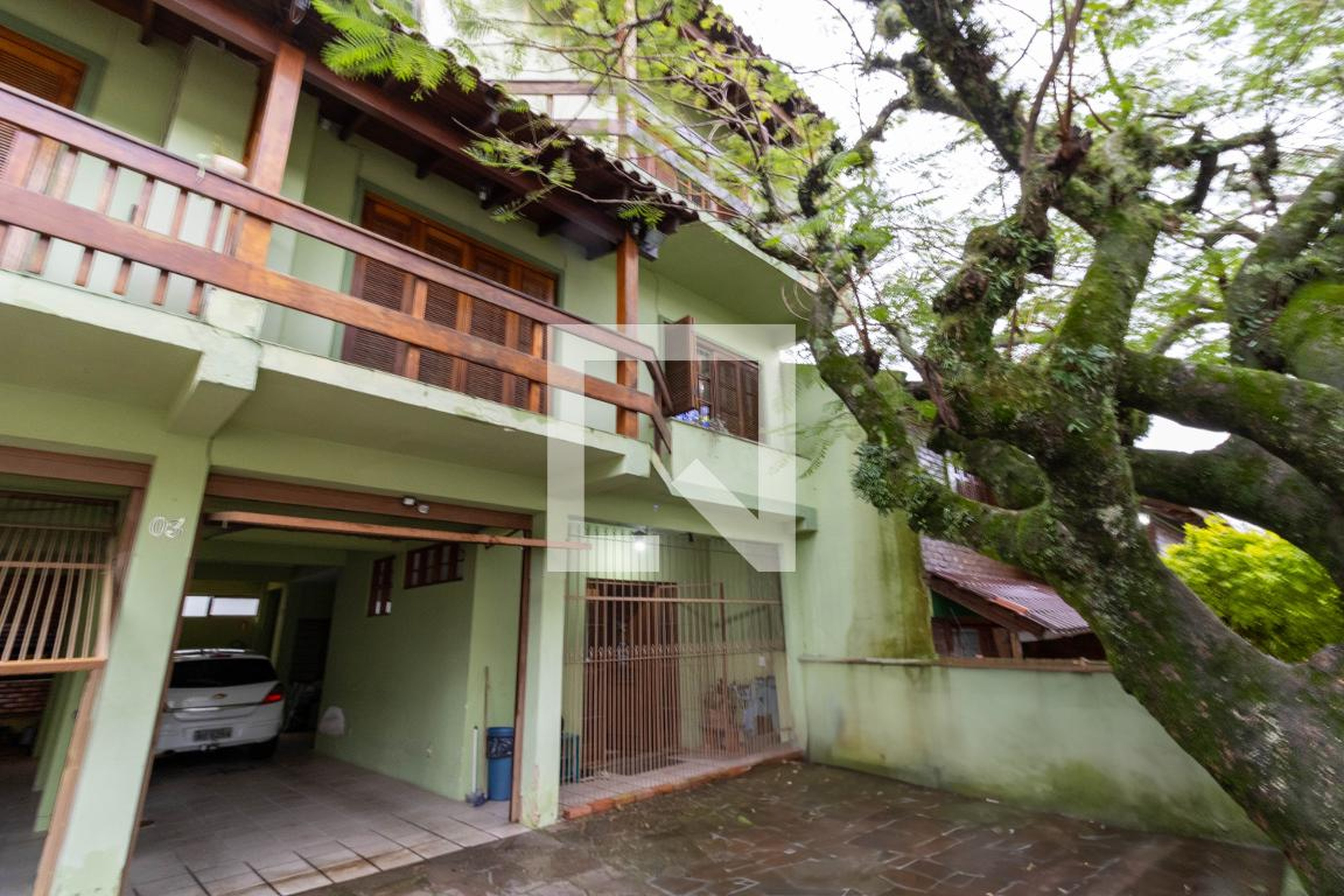 Fachada Condomínio em Rua Coronel Aparício Borges, 1195