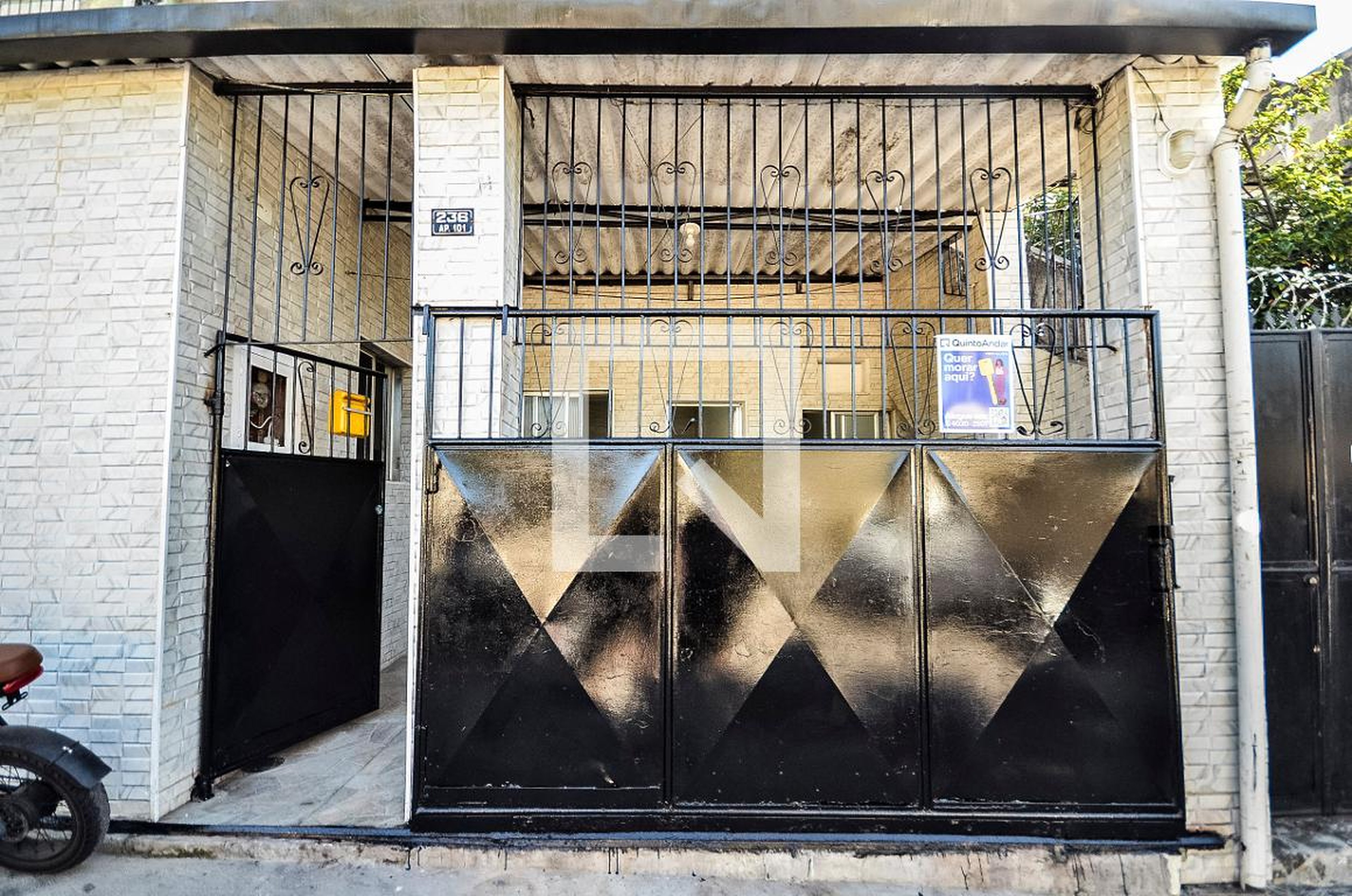 Fachada Condomínio em R. Itabuna 236 - São Cristóvão Rio de Janeiro - Rj 20920-060 Brasil, 236