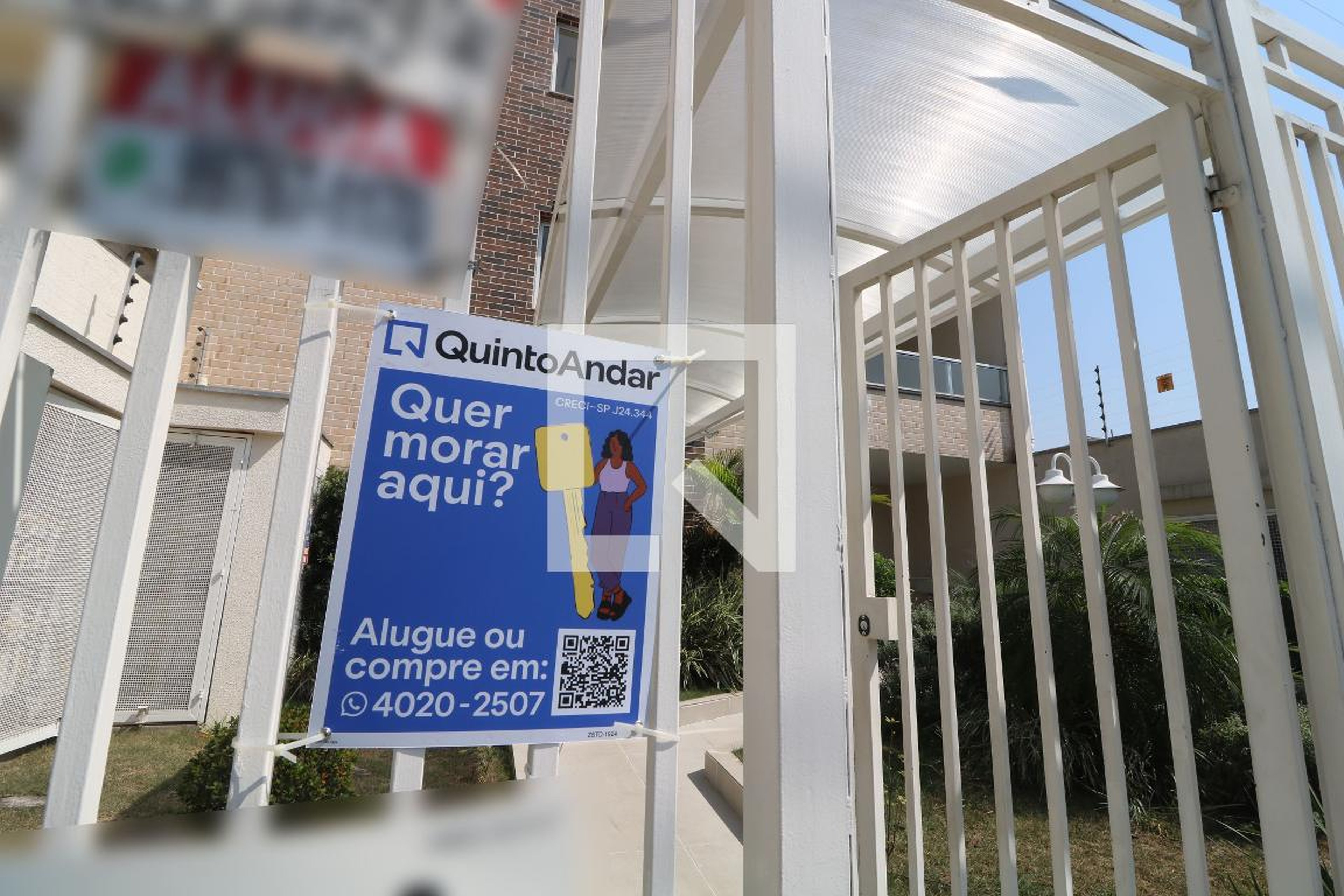 Fachada Condomínio Maxx House Anália