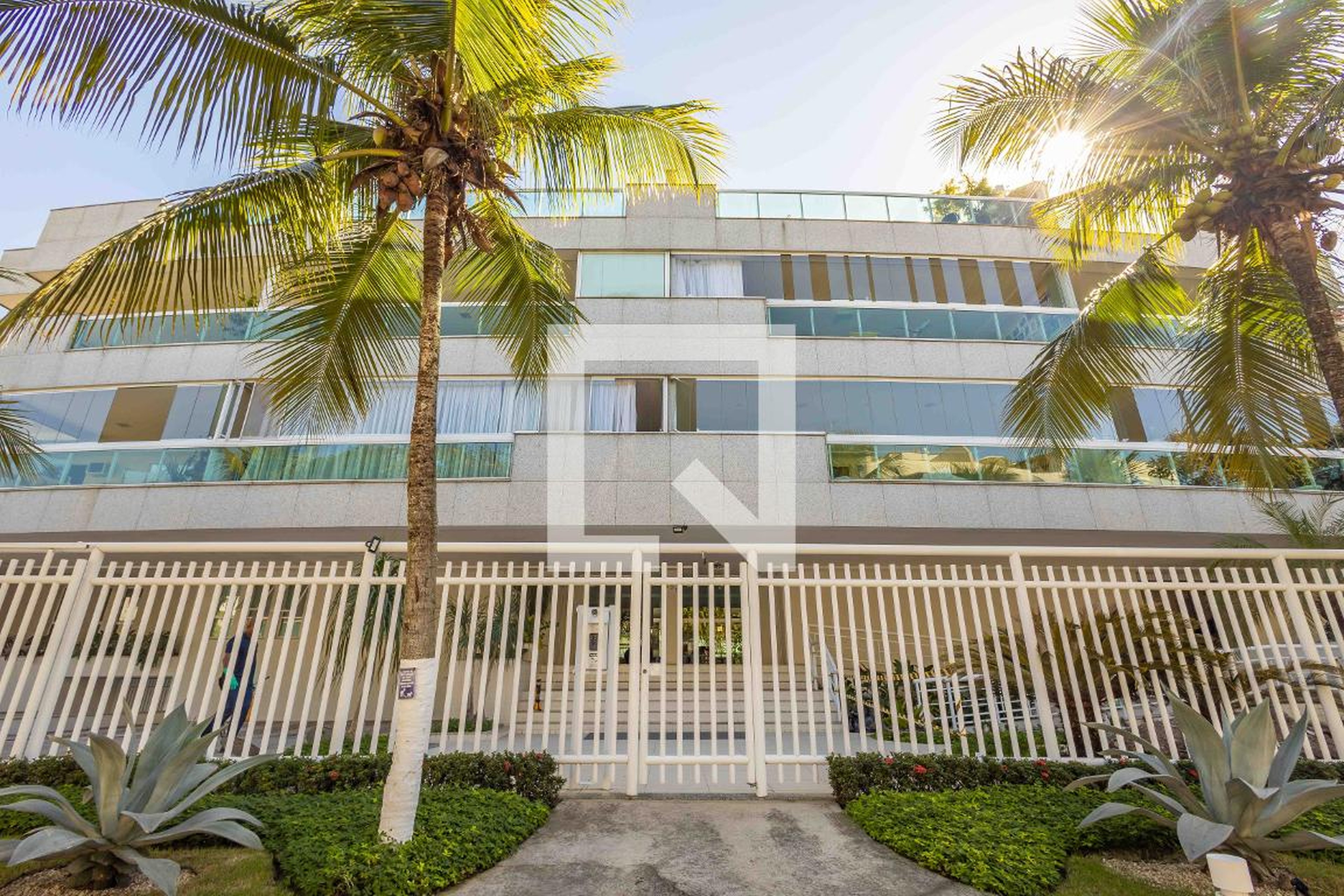 Fachada Condomínio em Rua Ivo Borges, 395