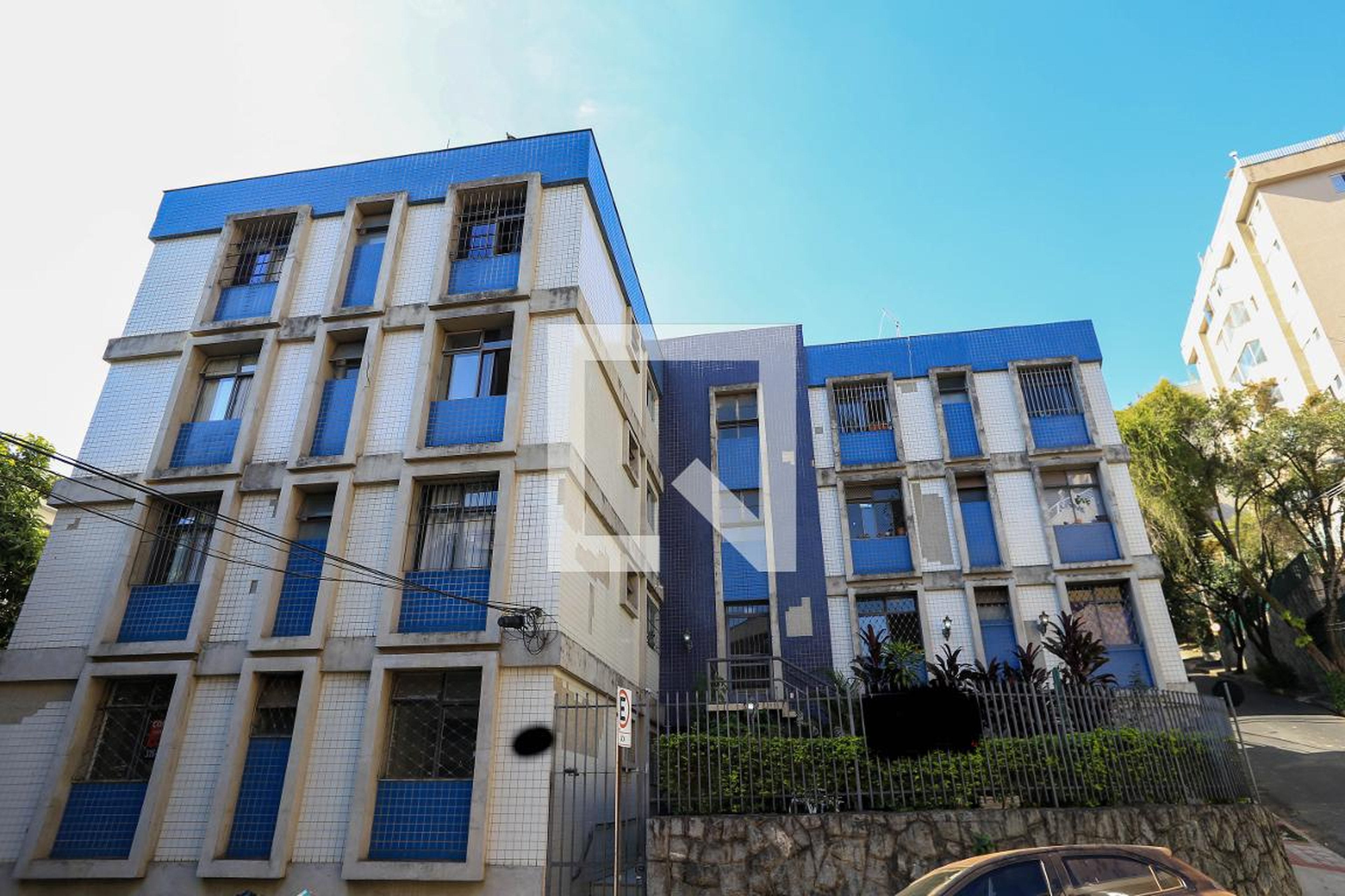 Fachada Condomínio em Rua Vitório Marçola, 783