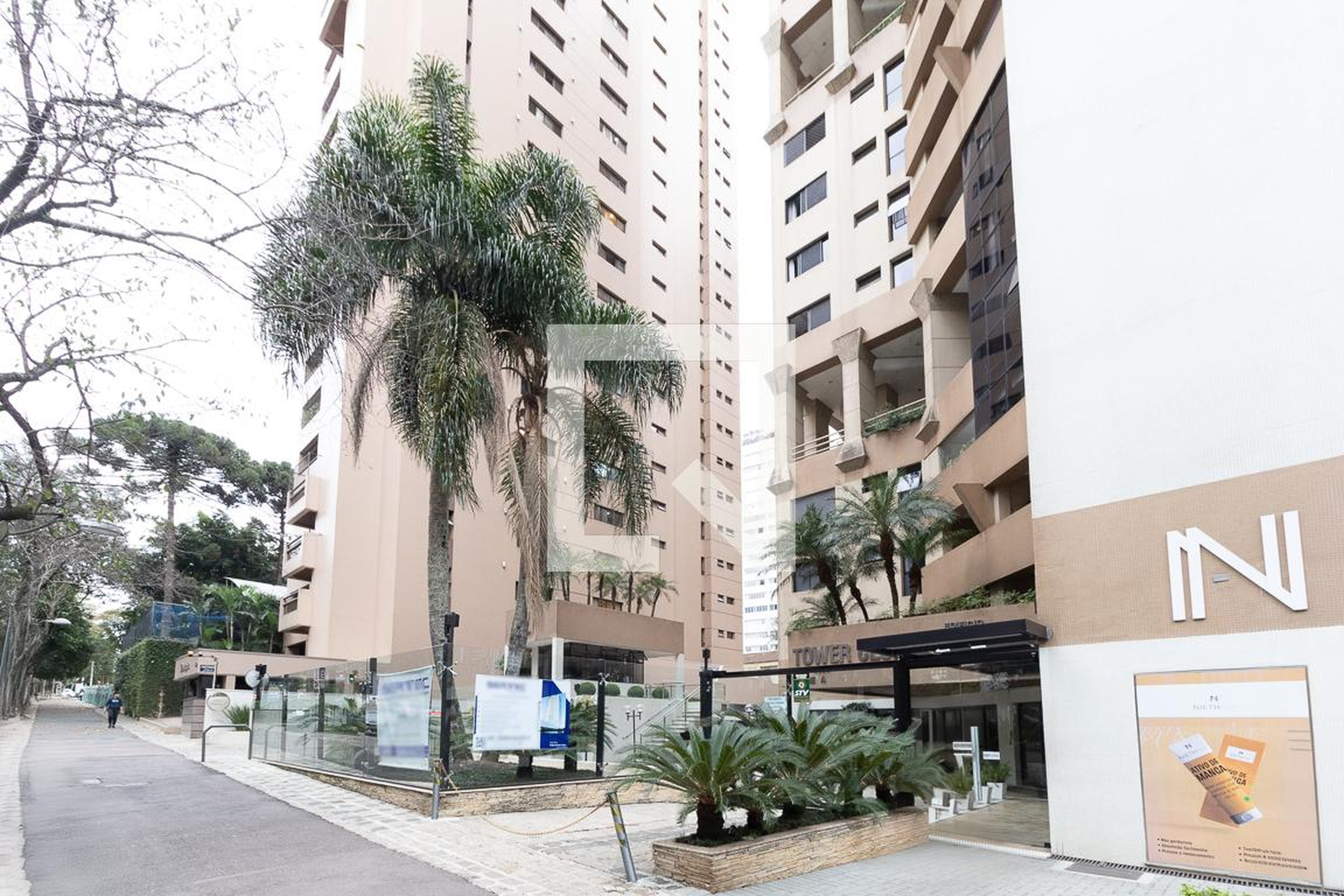 Fachada Condomínio Tower Club House