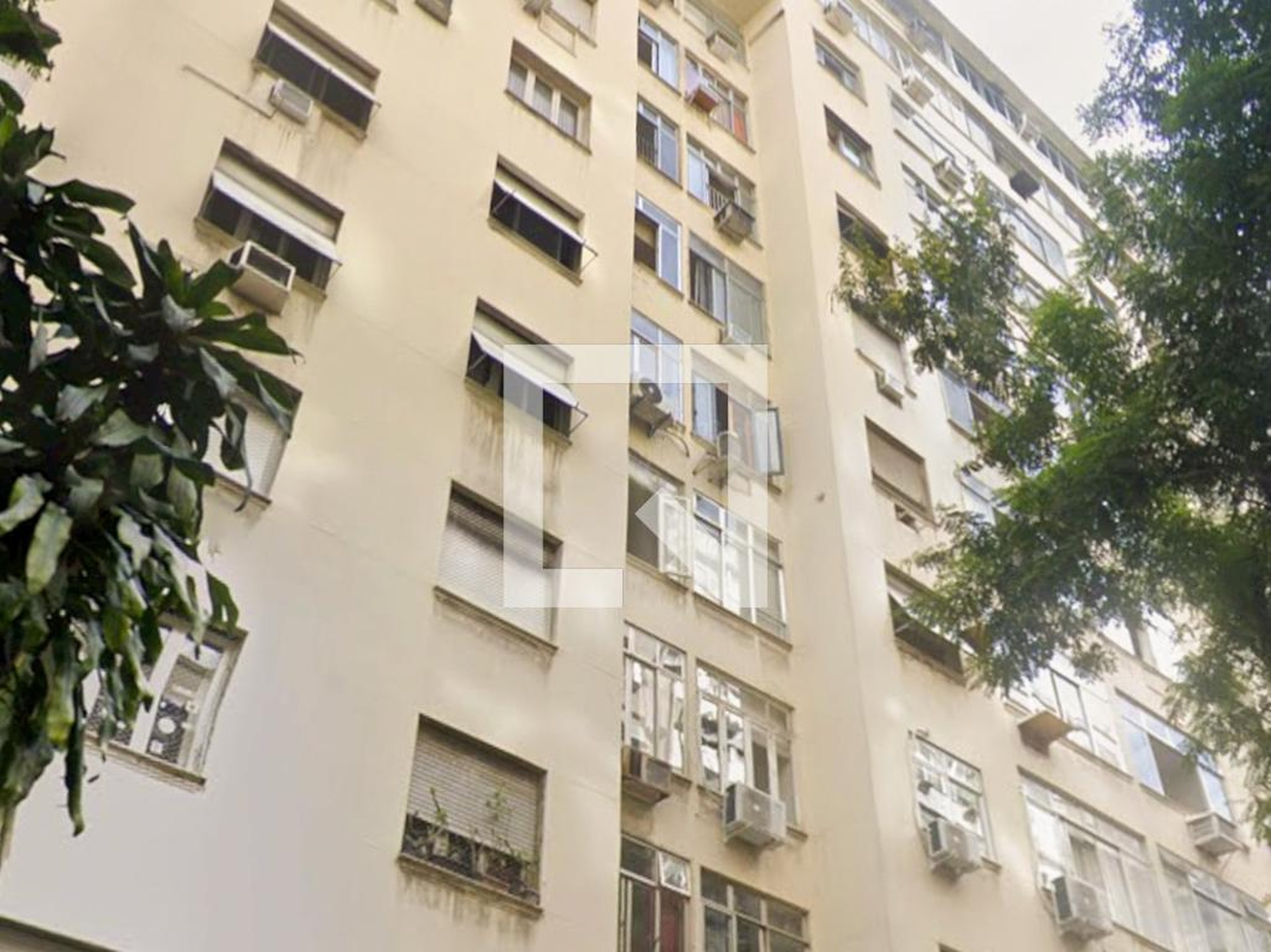 Fachada Condomínio omí­Nio Jabre